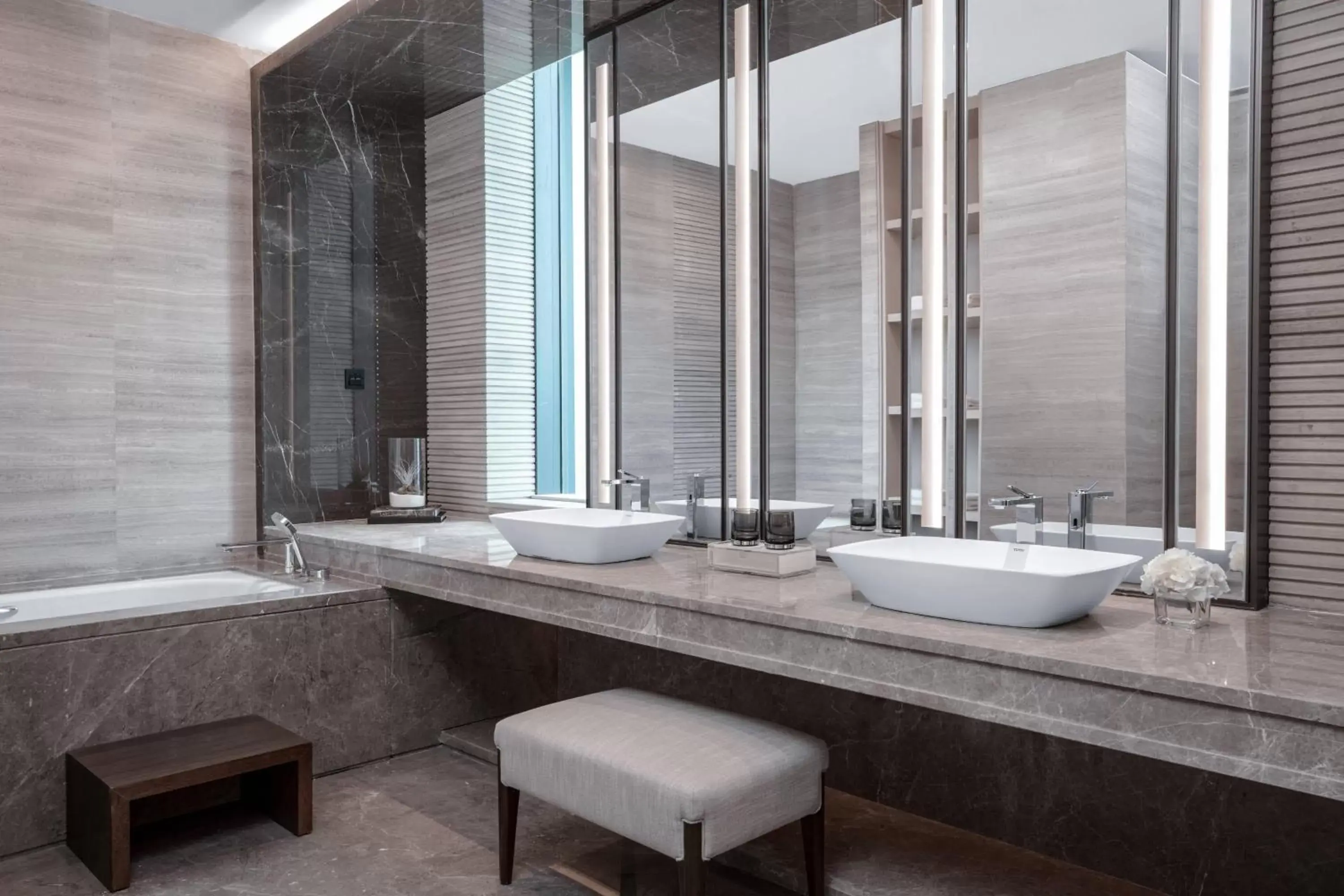 Bathroom in Courtyard by Marriott Suzhou Mudu