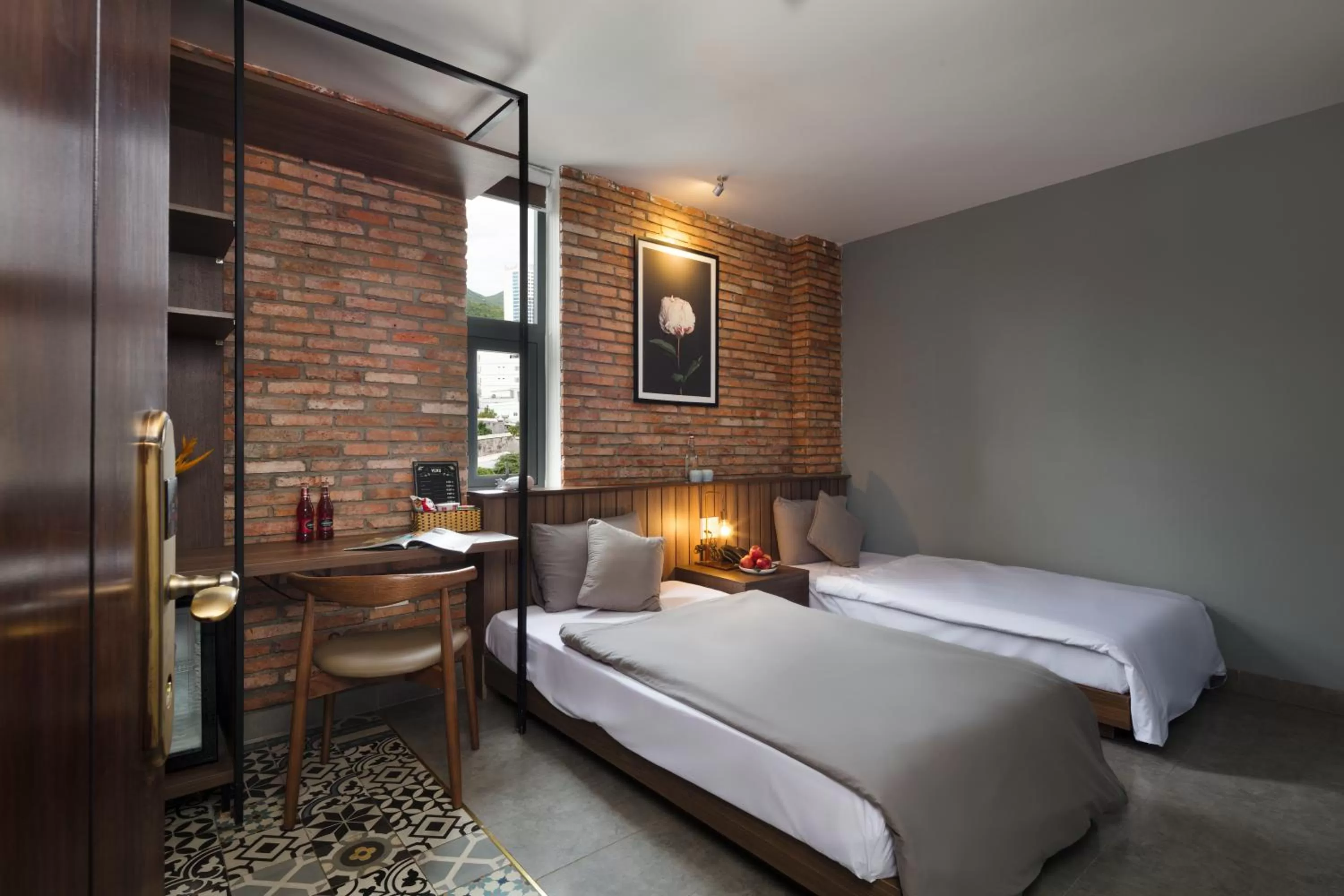 Cozy Room, 2 Single Bed with Window in Marilyn Boutique Hotel Nha Trang