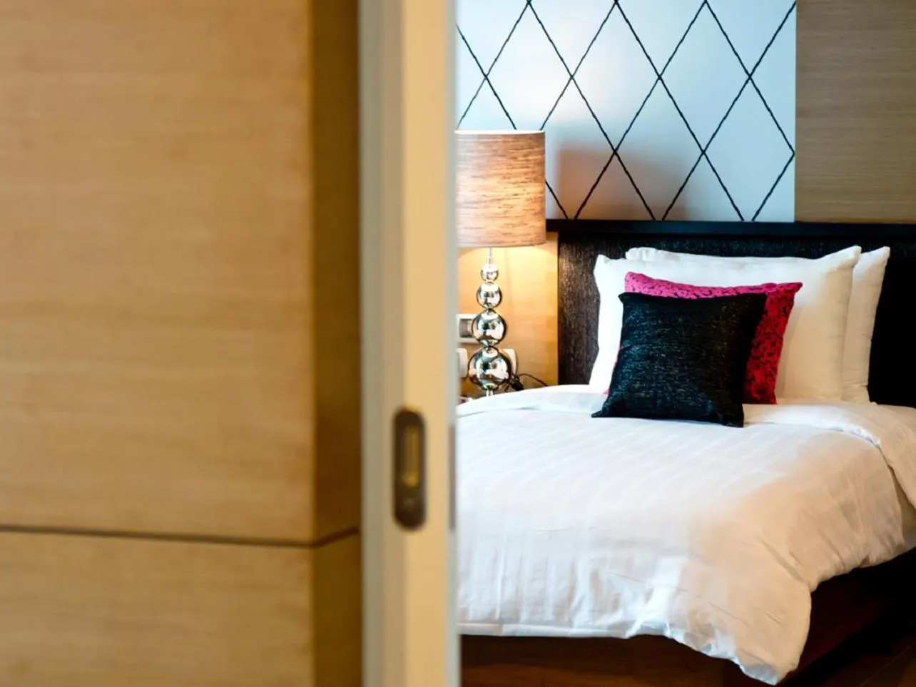 Bedroom, Bed in Way Hotel Pattaya