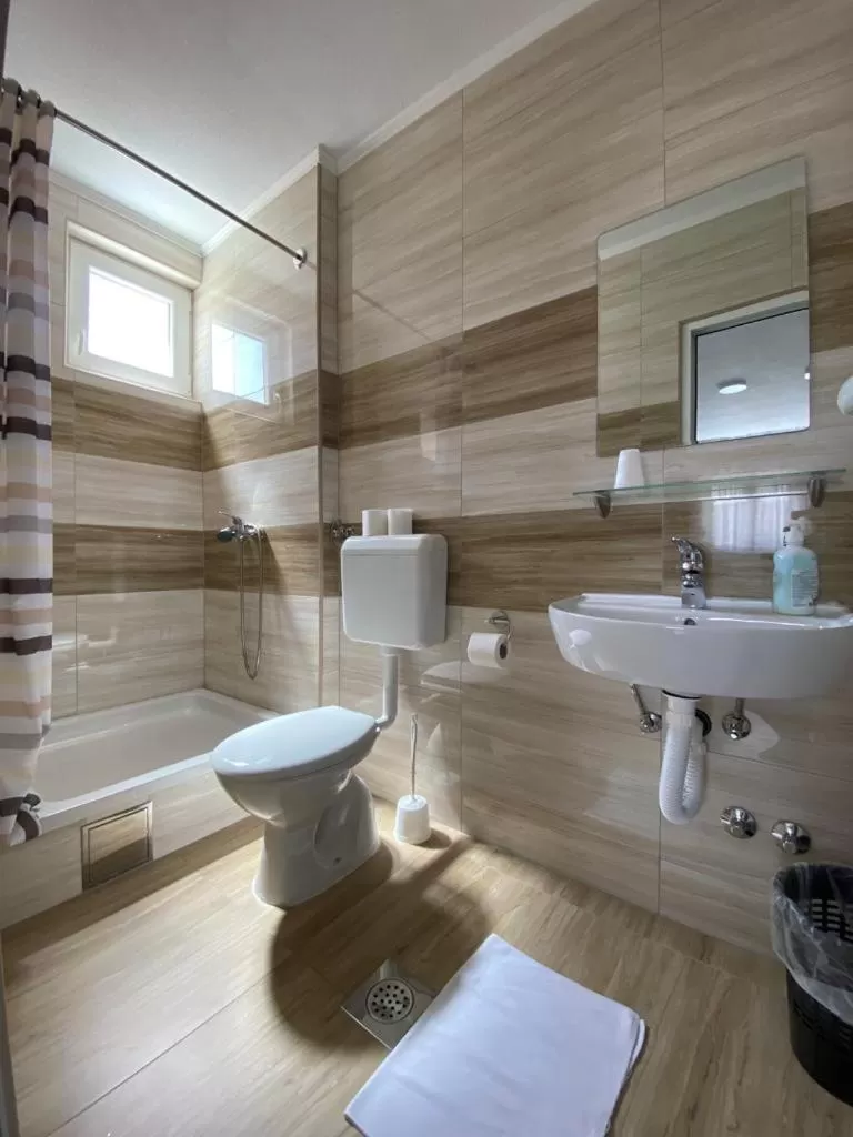 Bathroom in Pansion Maglica