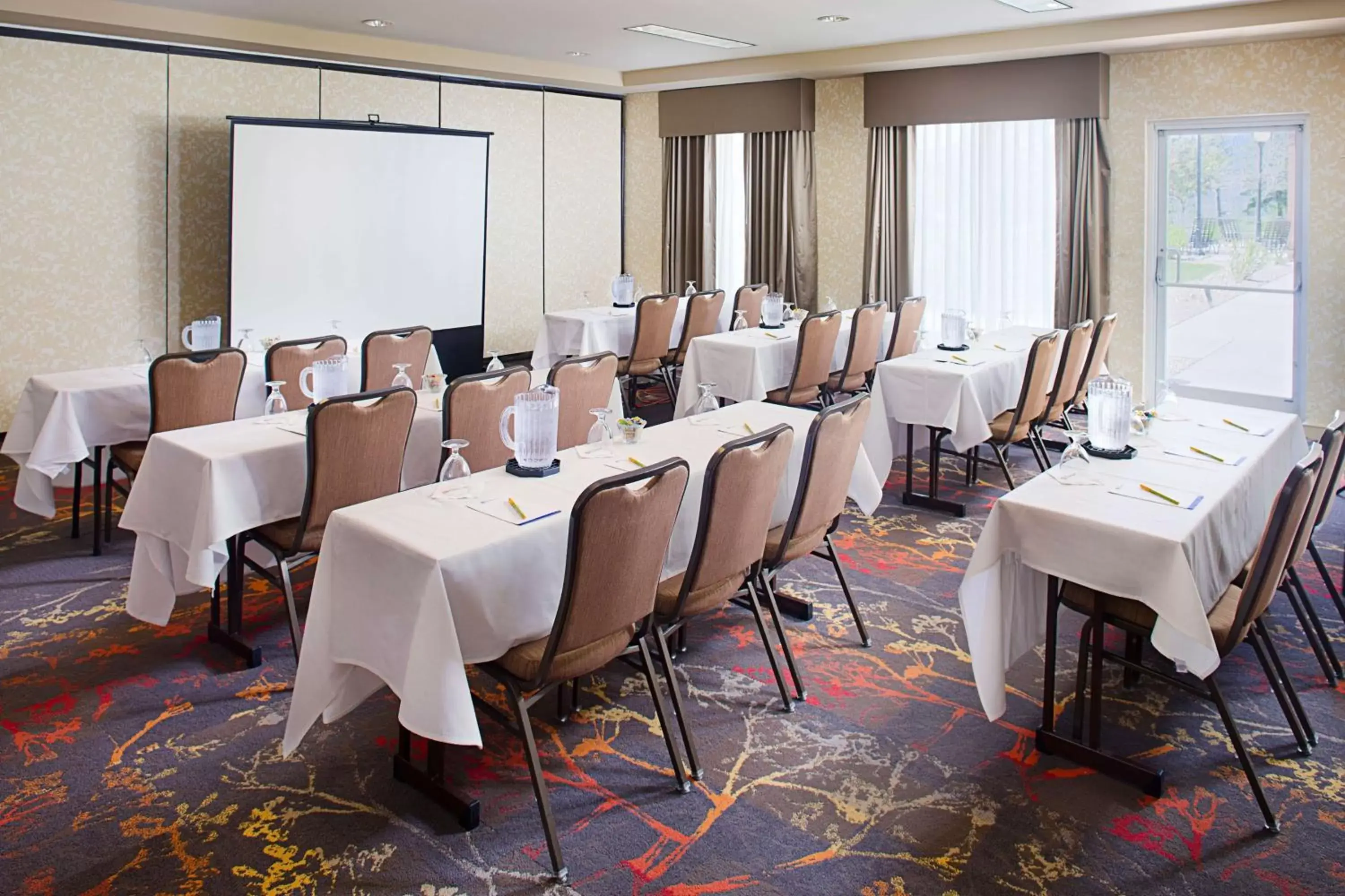 Meeting/conference room in Hilton Garden Inn Colorado Springs
