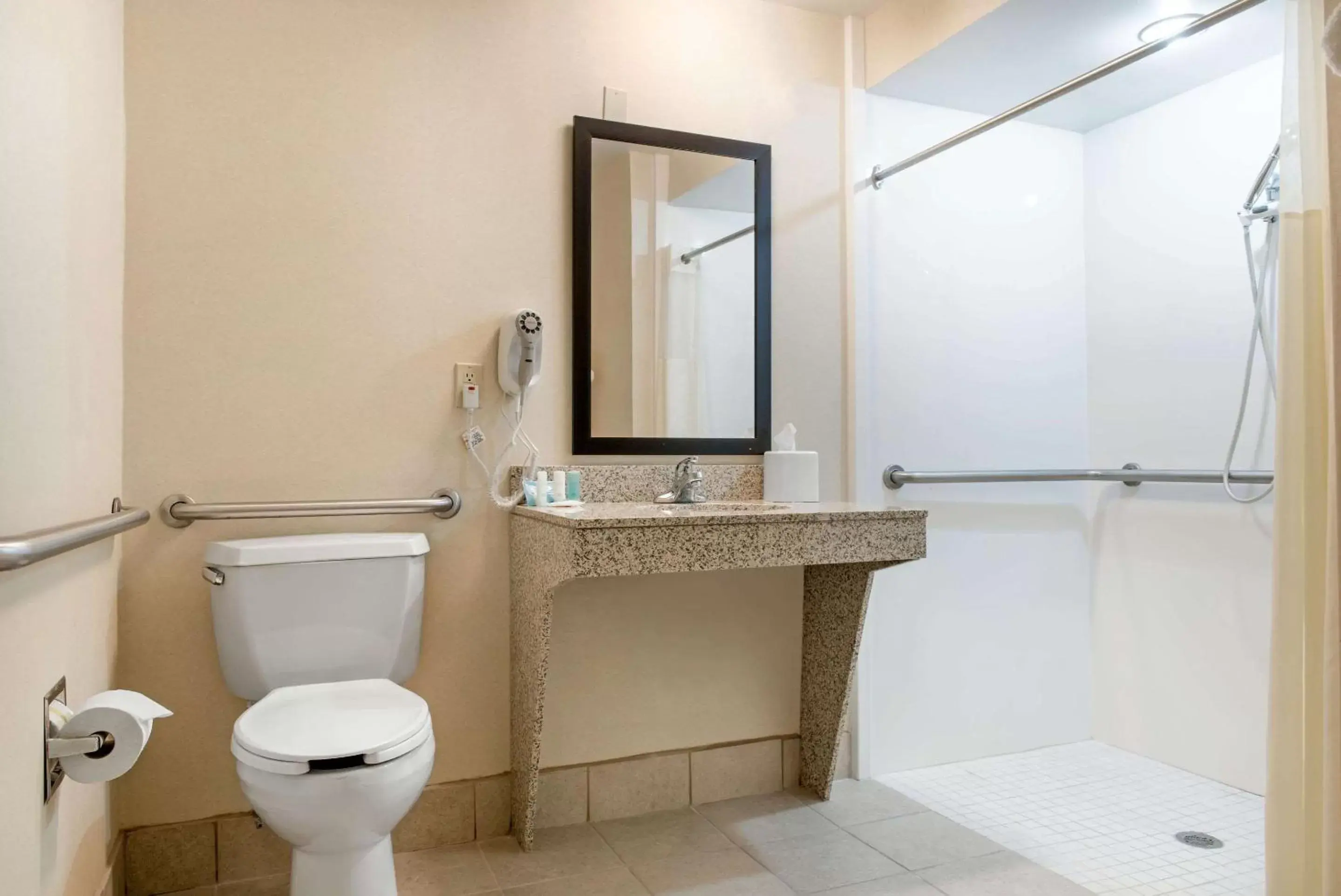 Bedroom, Bathroom in Clarion Inn Dayton Airport