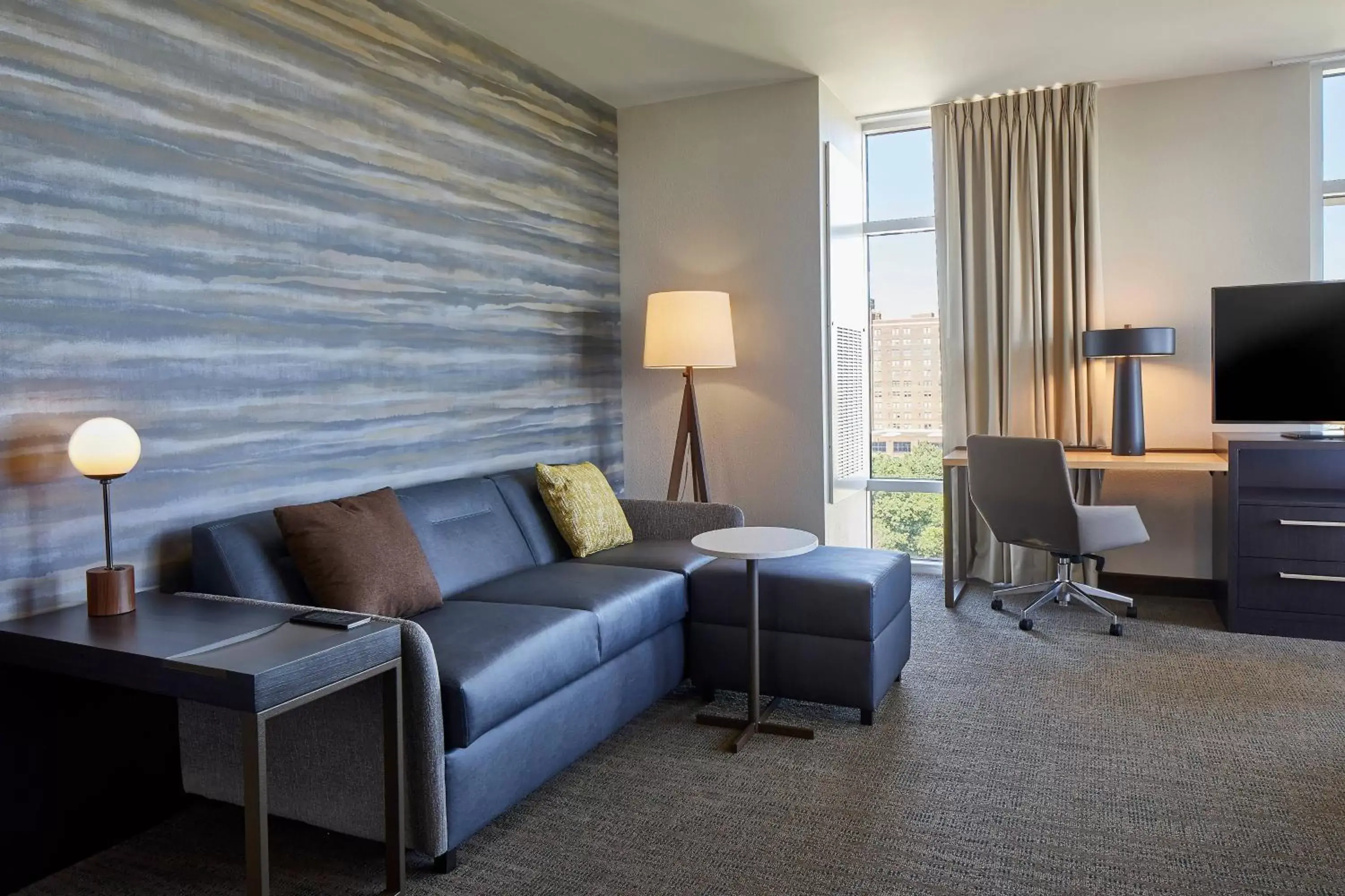 Living room, Seating Area in Residence Inn by Marriott Cleveland University Circle/Medical Center