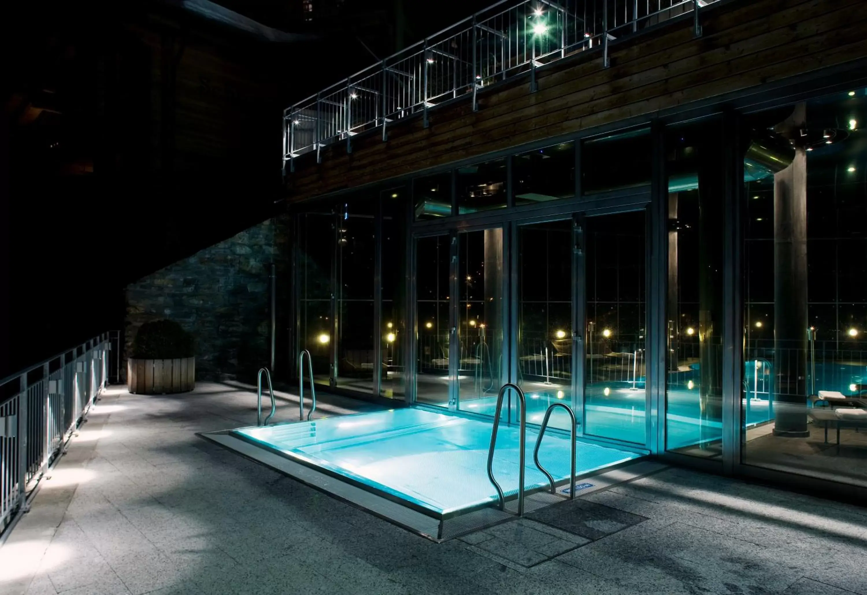 Swimming Pool in The Omnia