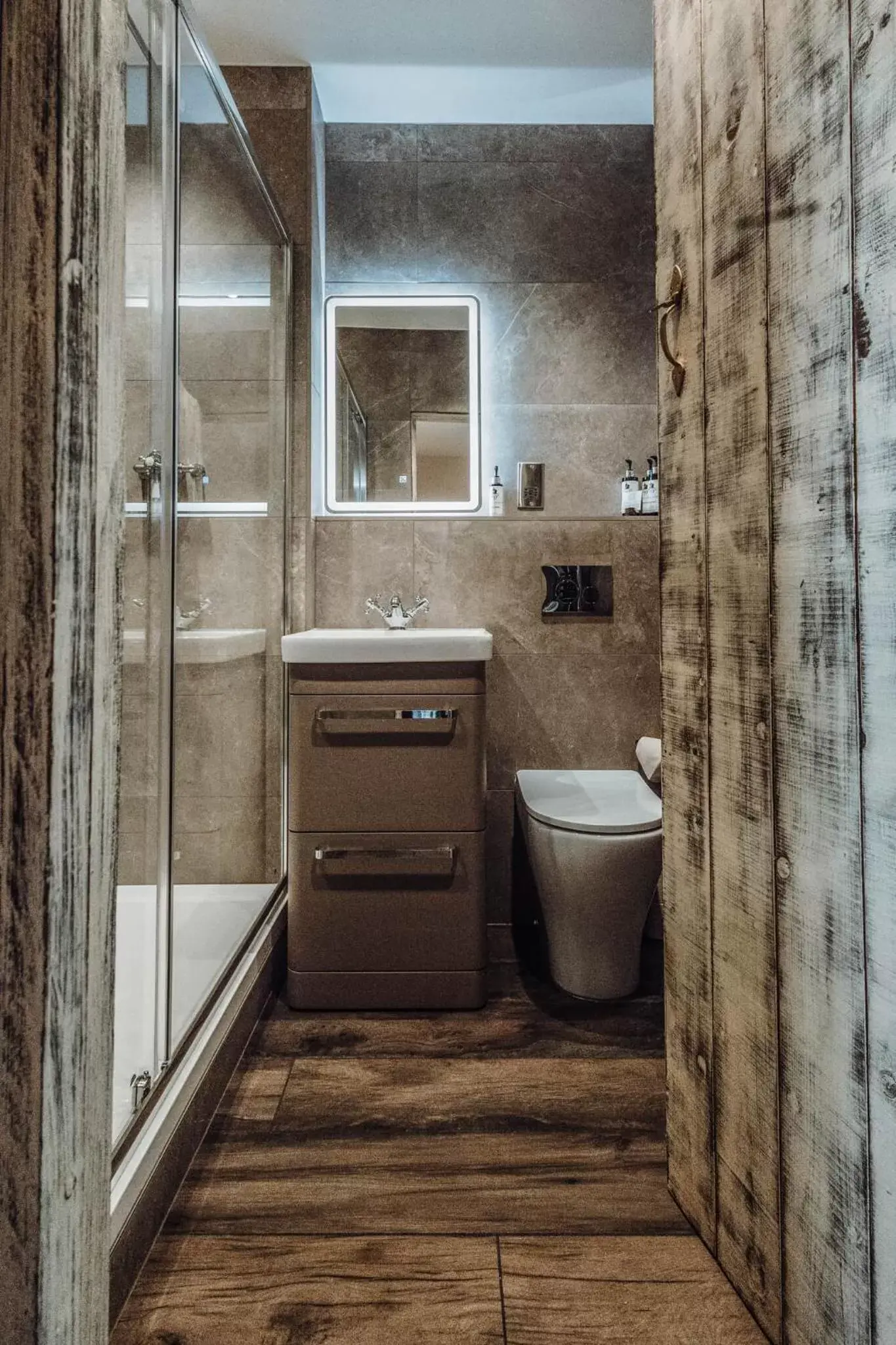 Bathroom in South Causey Inn