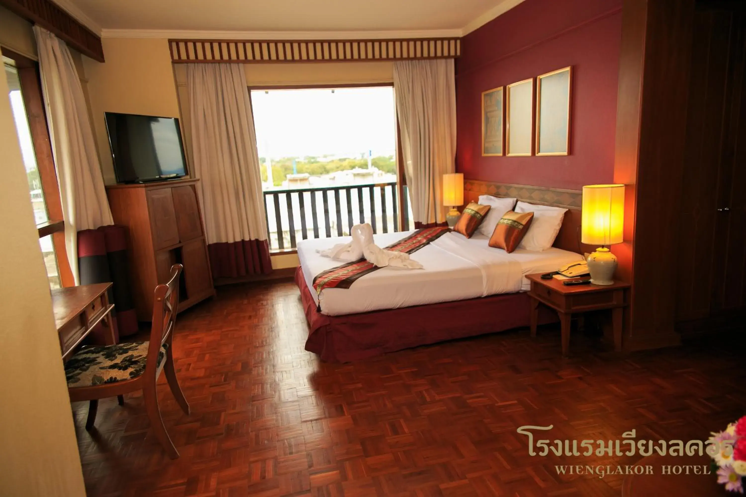 Bed in Wienglakor Hotel (SHA Extra Plus)
