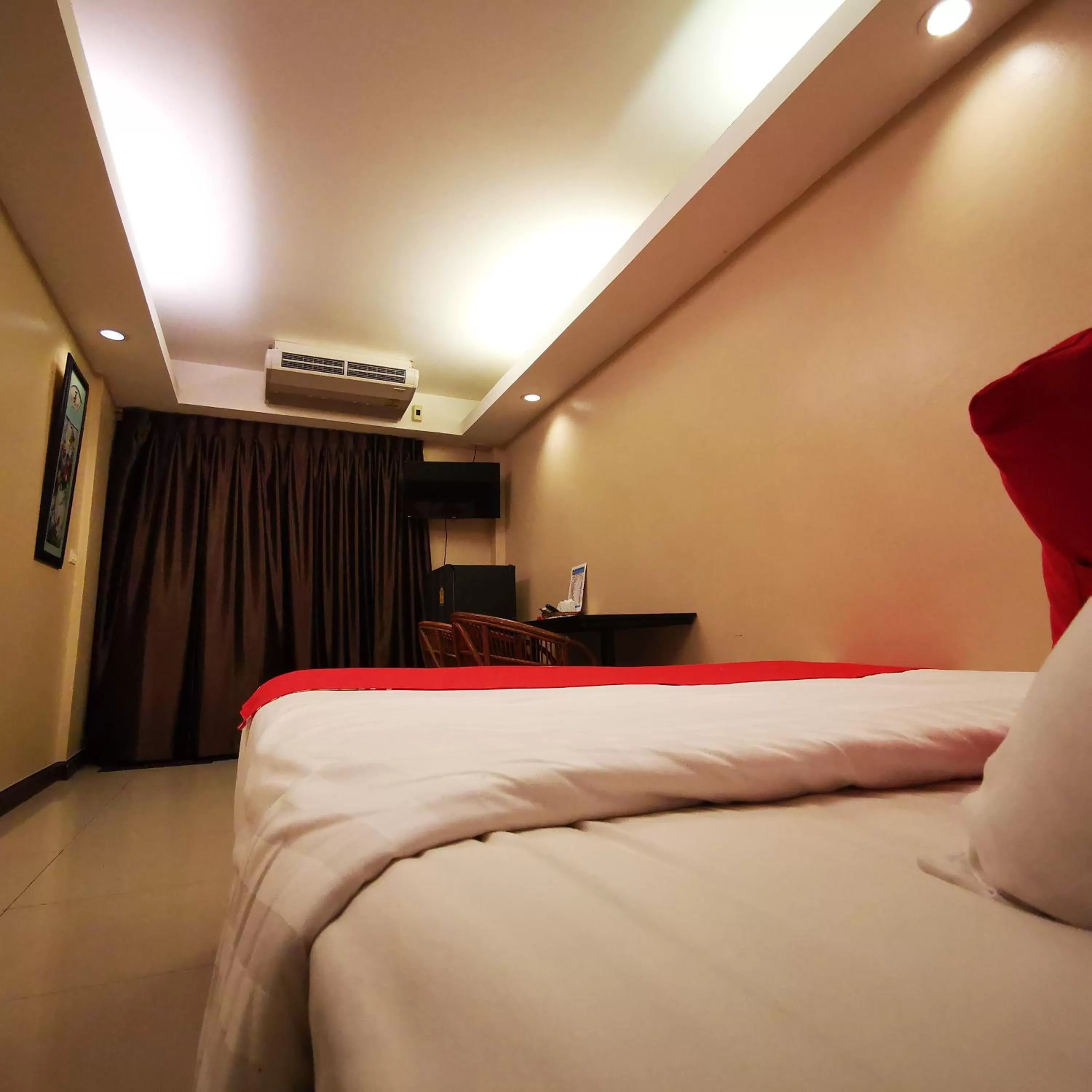 Bed in KKinn South Pattaya