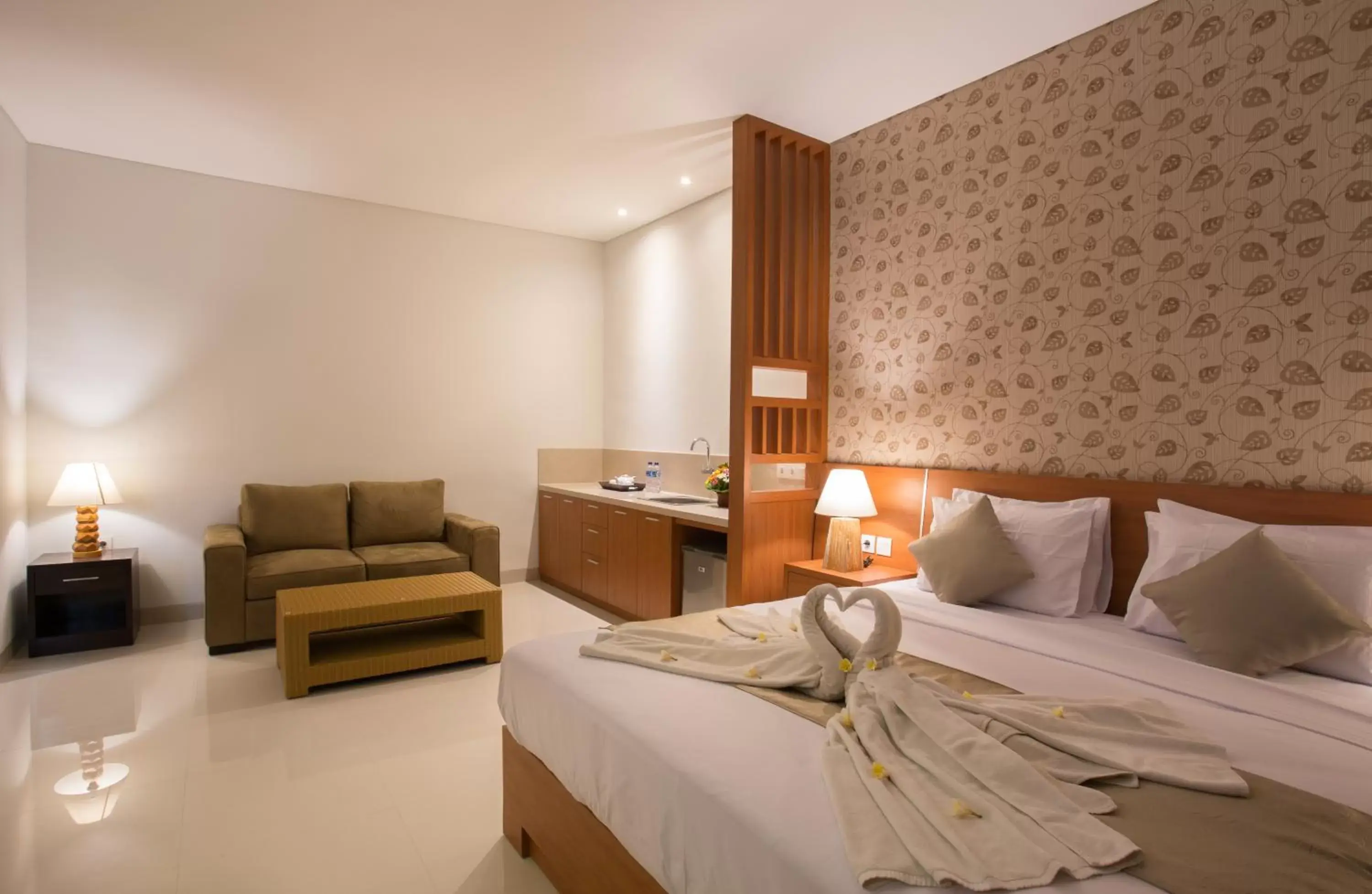 Bedroom, Bed in Grand Sehati & Spa, Ubud