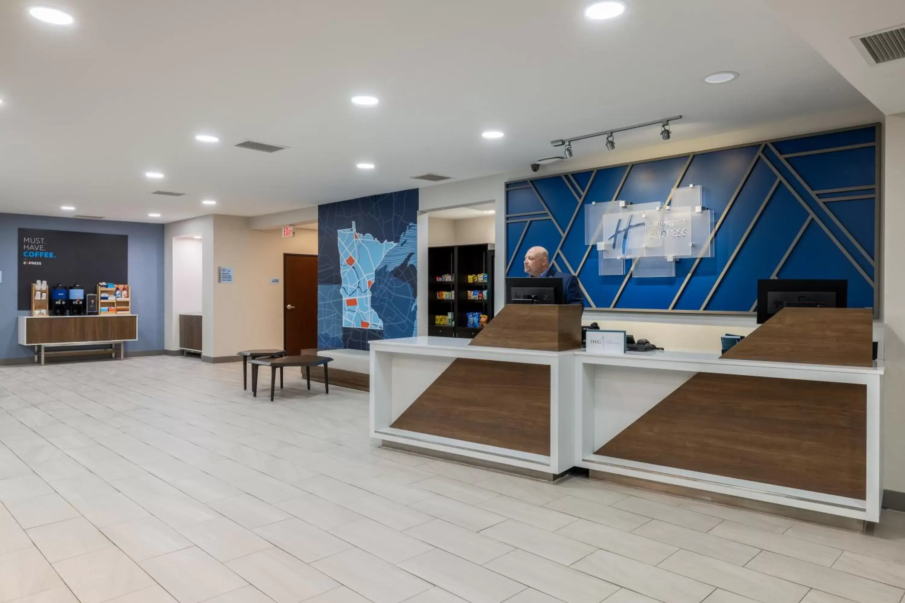 Lobby or reception, Lobby/Reception in Holiday Inn Express Rochester South - Mayo Area, an IHG Hotel