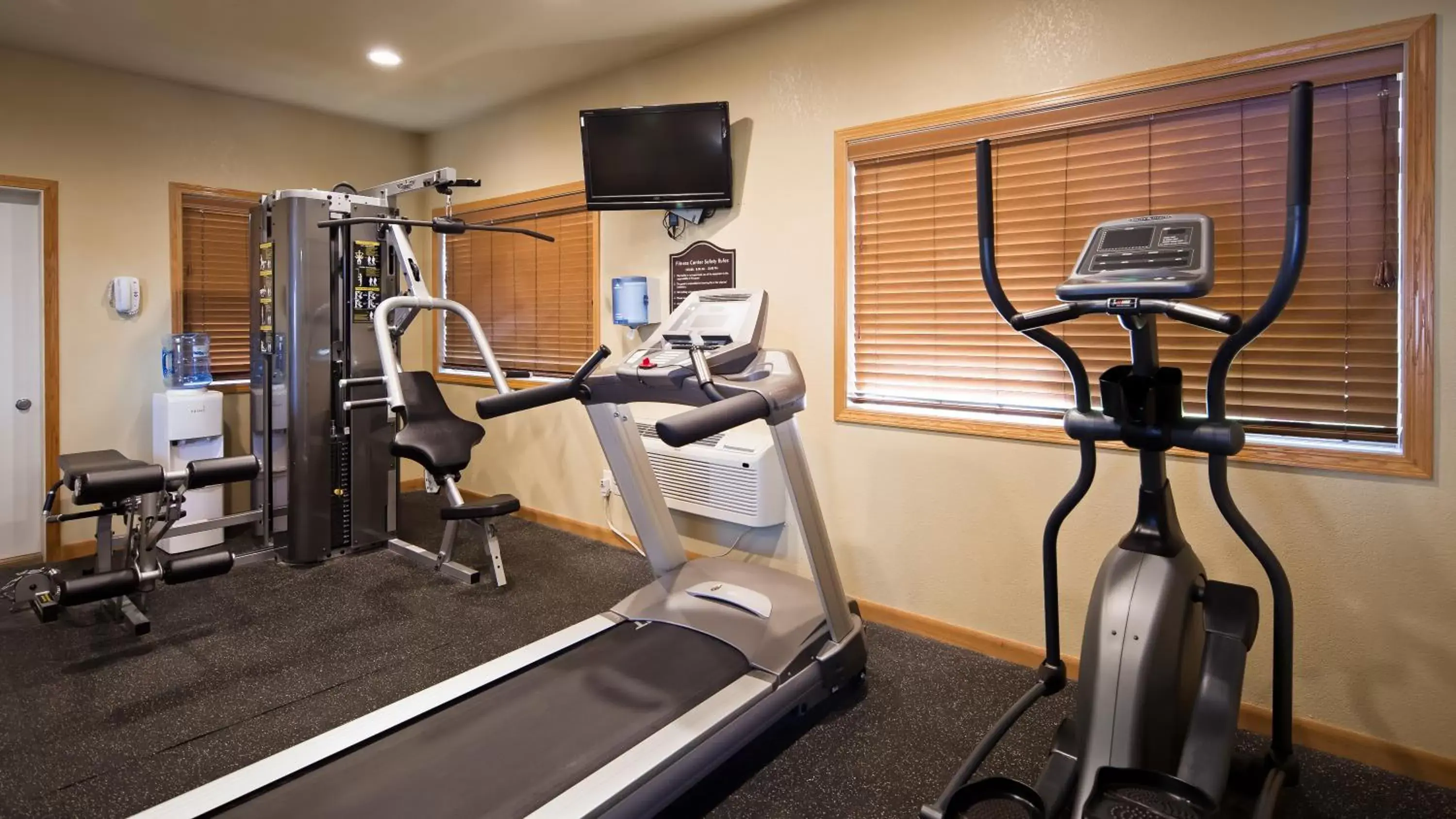 Fitness centre/facilities, Fitness Center/Facilities in Best Western Alexandria Inn