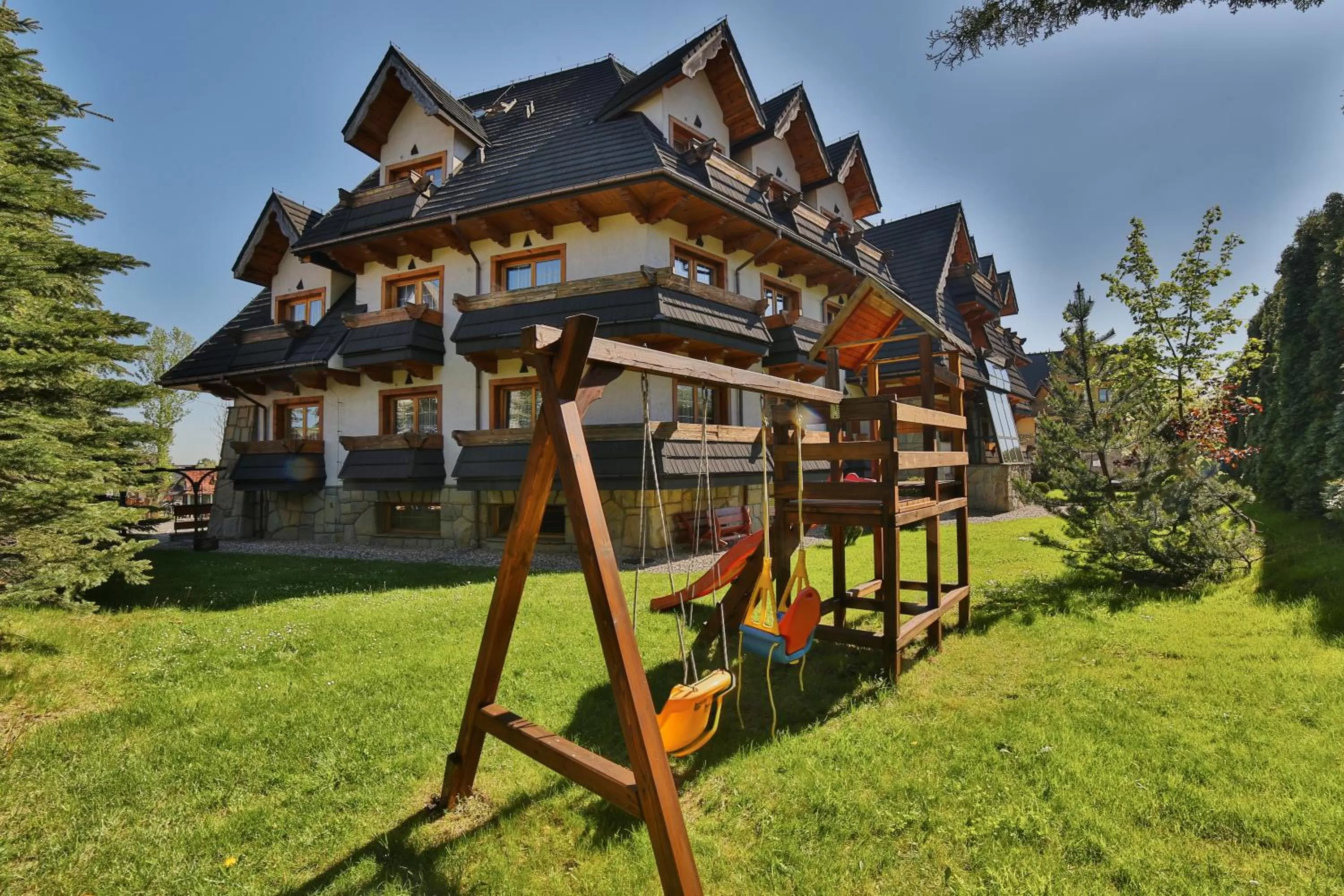 Property building in Hotel Skalny