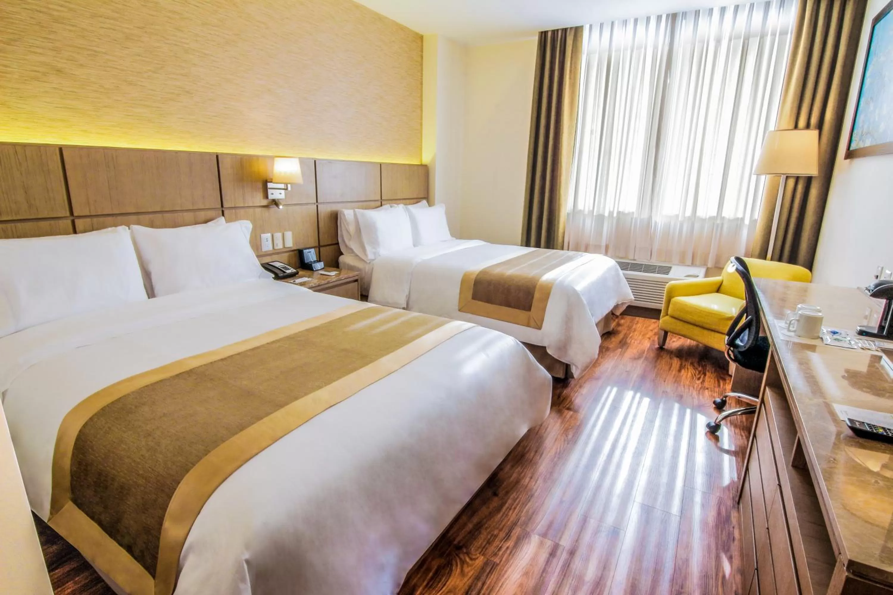 Photo of the whole room, Bed in Radisson Hotel Guayaquil