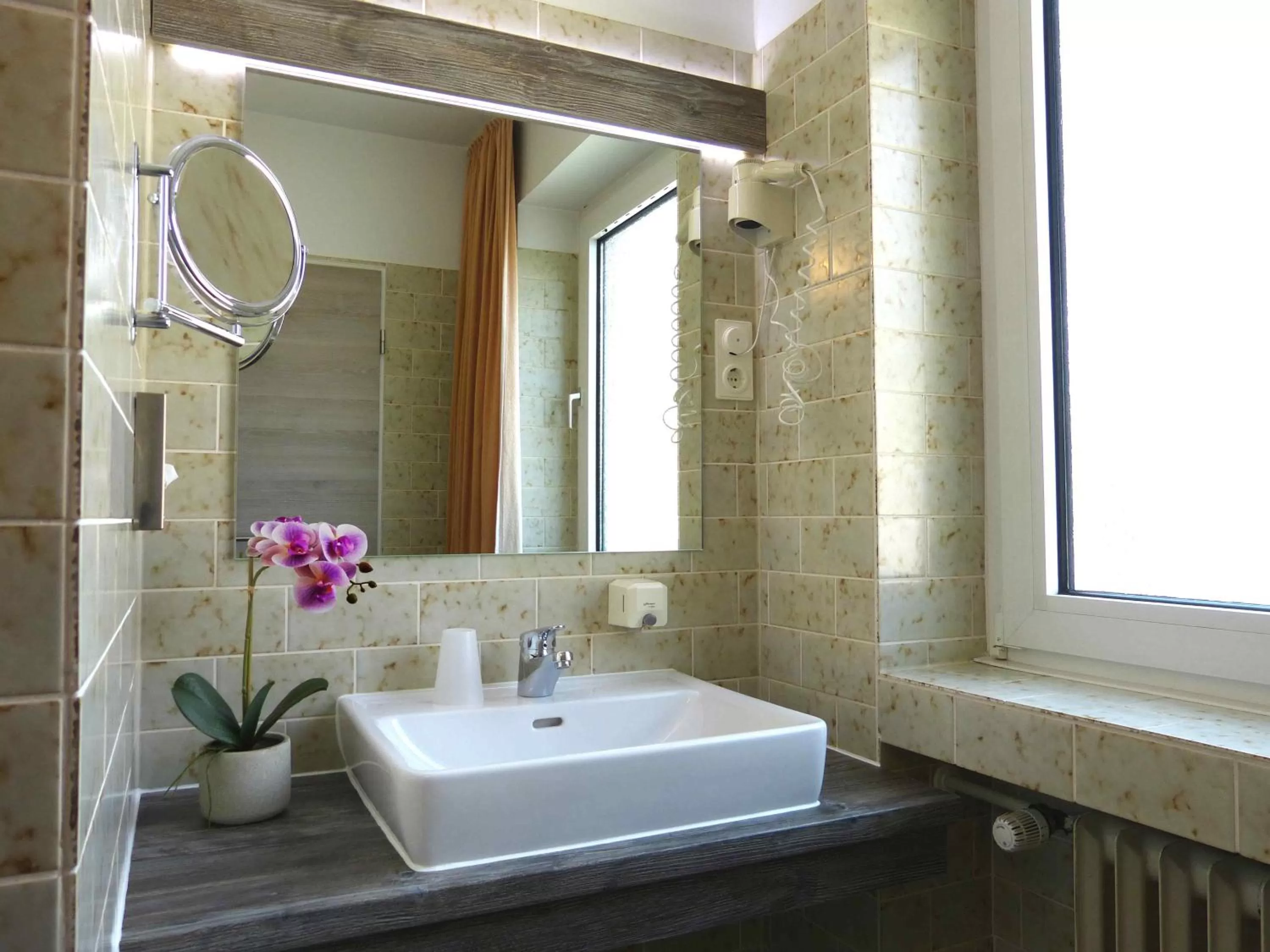 Bathroom in Hotel Wurms