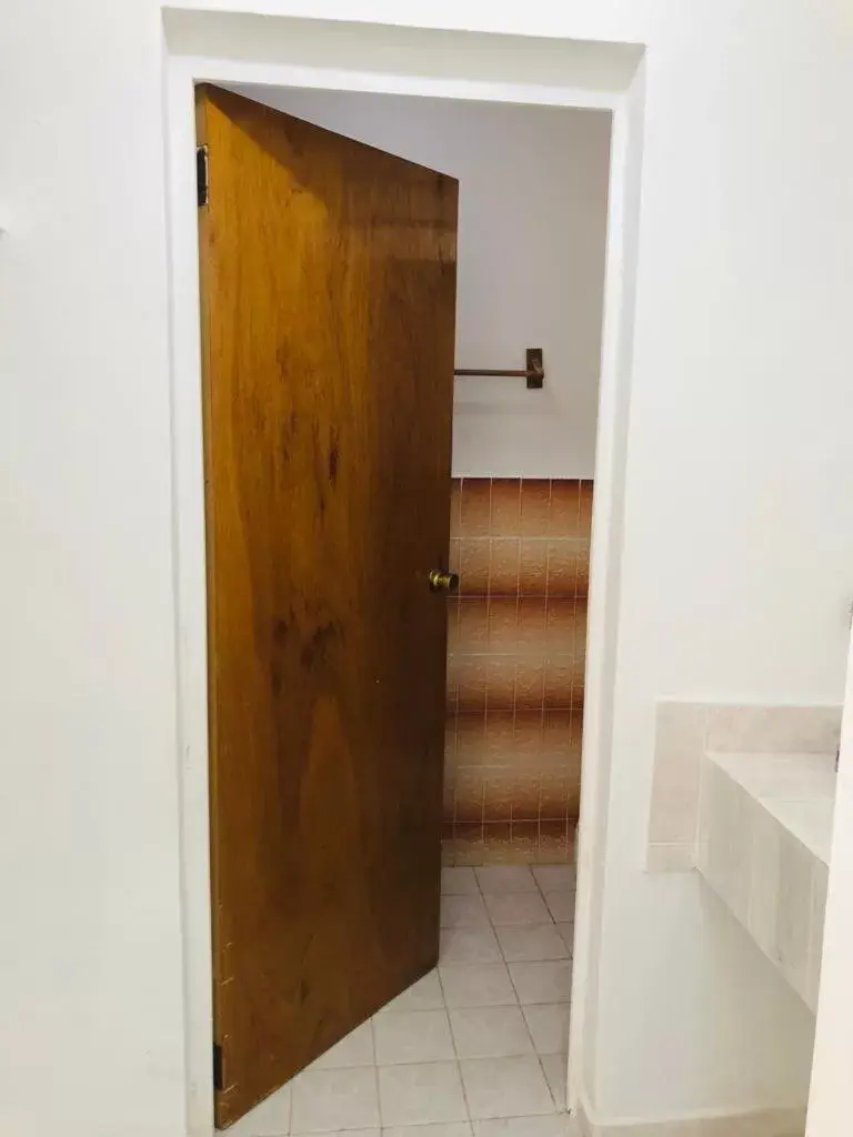 Bathroom in Hotel Los Leones