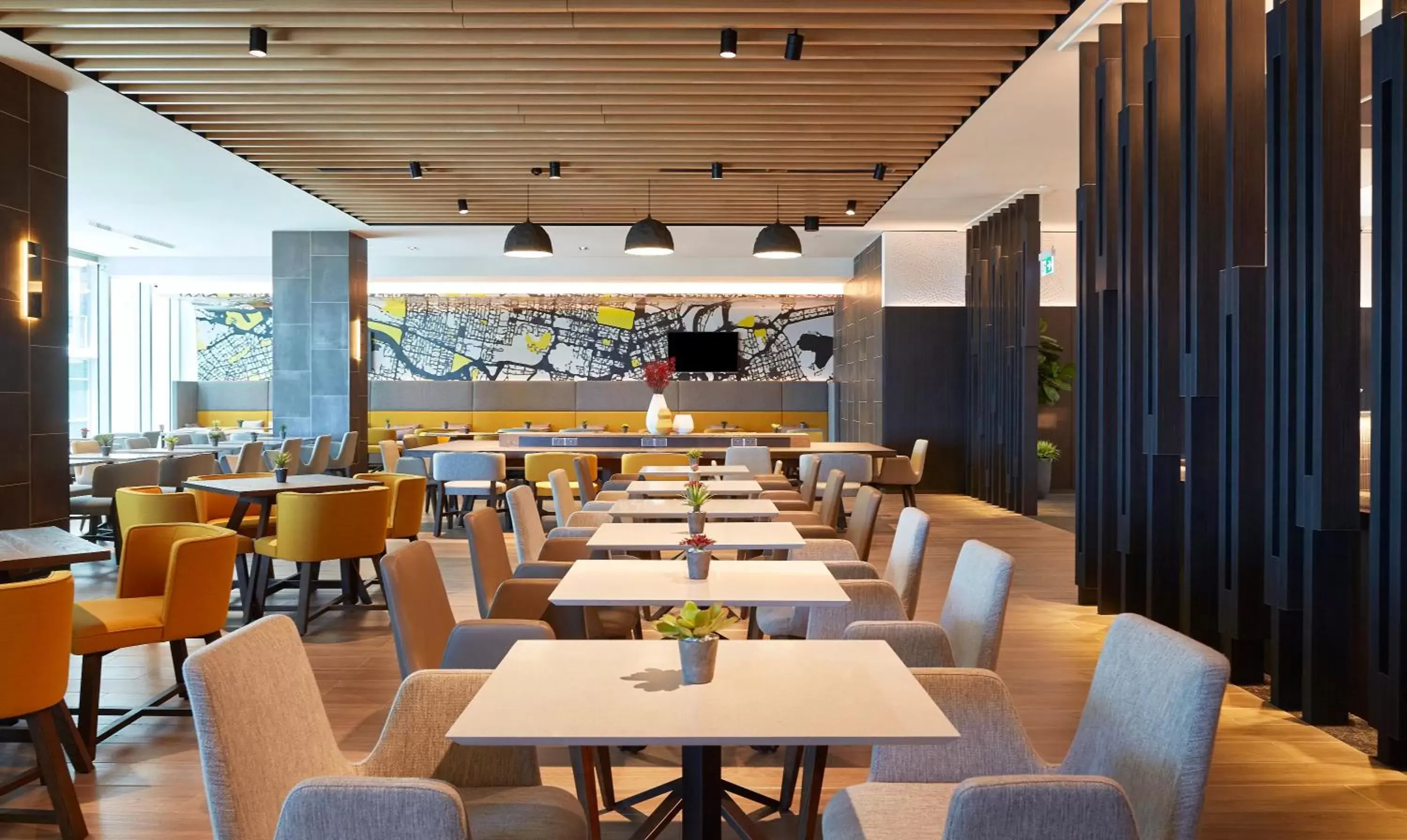 Restaurant/Places to Eat in Holiday Inn Express Melbourne Southbank, an IHG Hotel