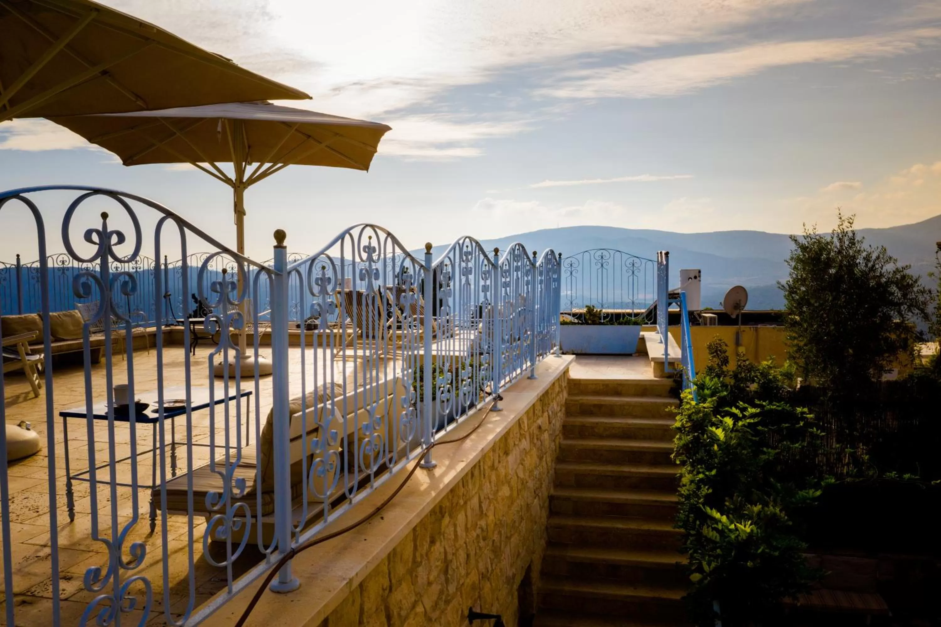 Day in The Way Inn - Boutique Suites