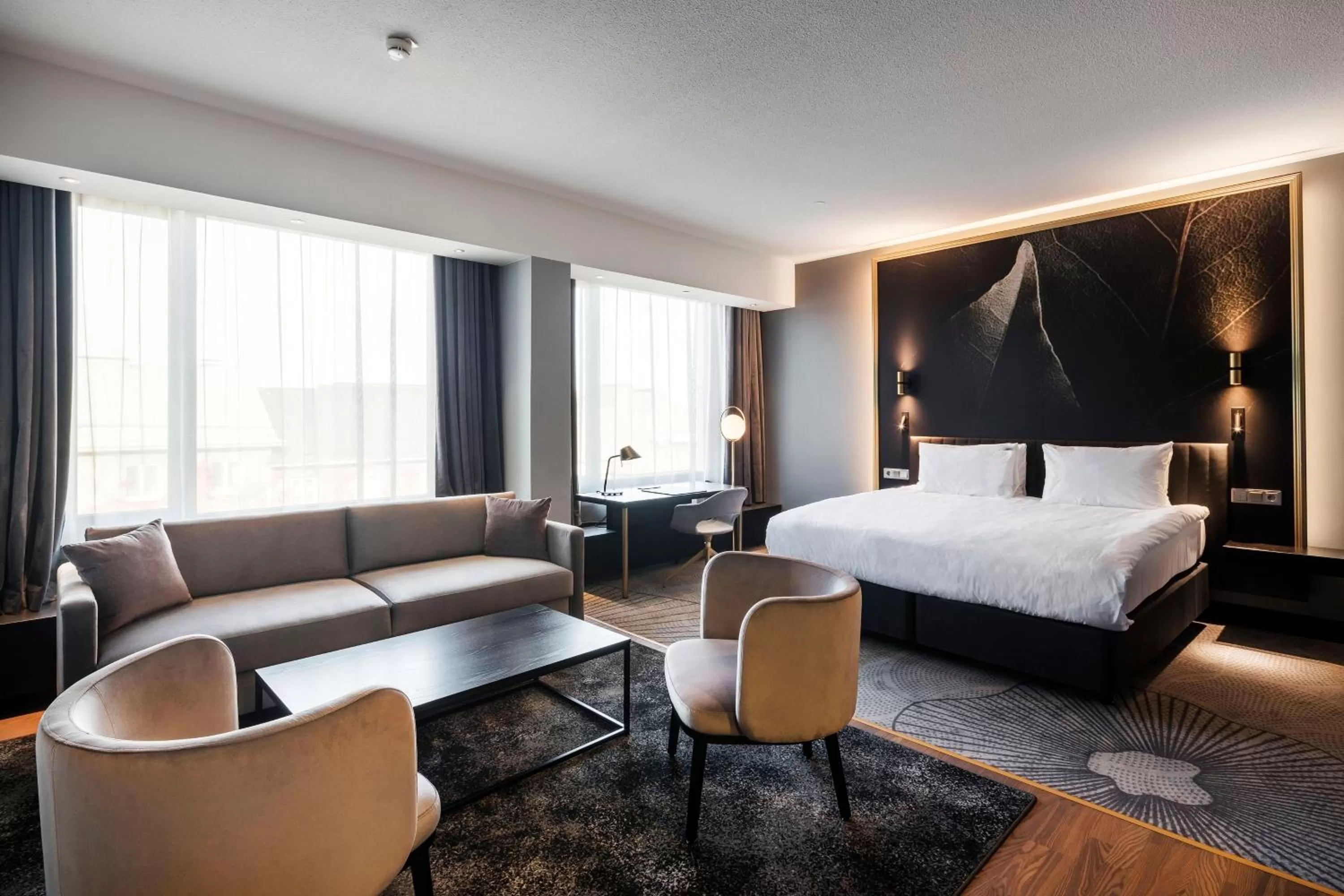 Photo of the whole room, Bed in Crowne Plaza Helsinki - Hesperia by IHG