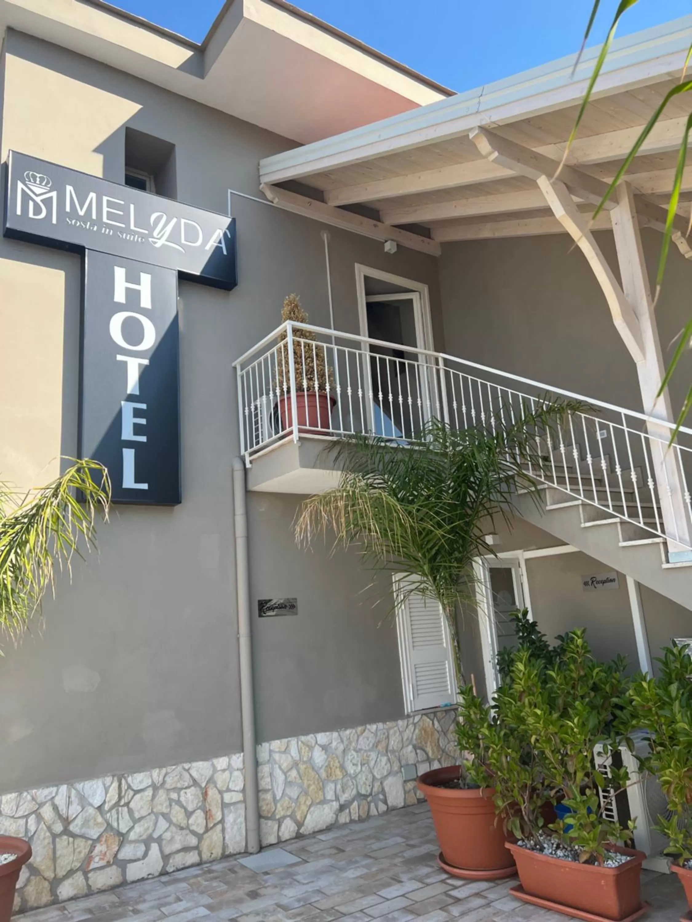 Facade/entrance, Property Building in Hotel Melydà
