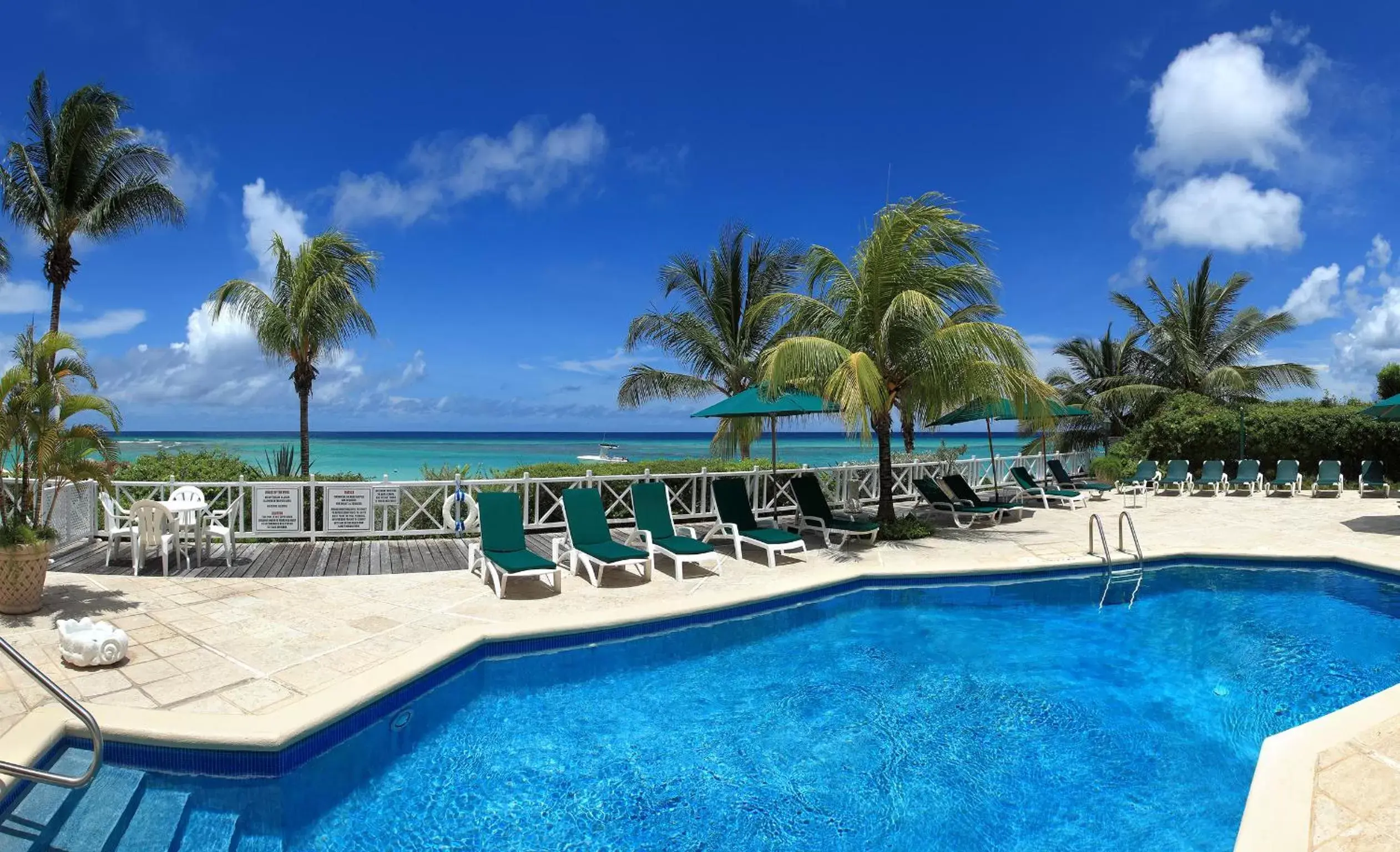 Pool view, Swimming Pool in Coral Sands Beach Resort