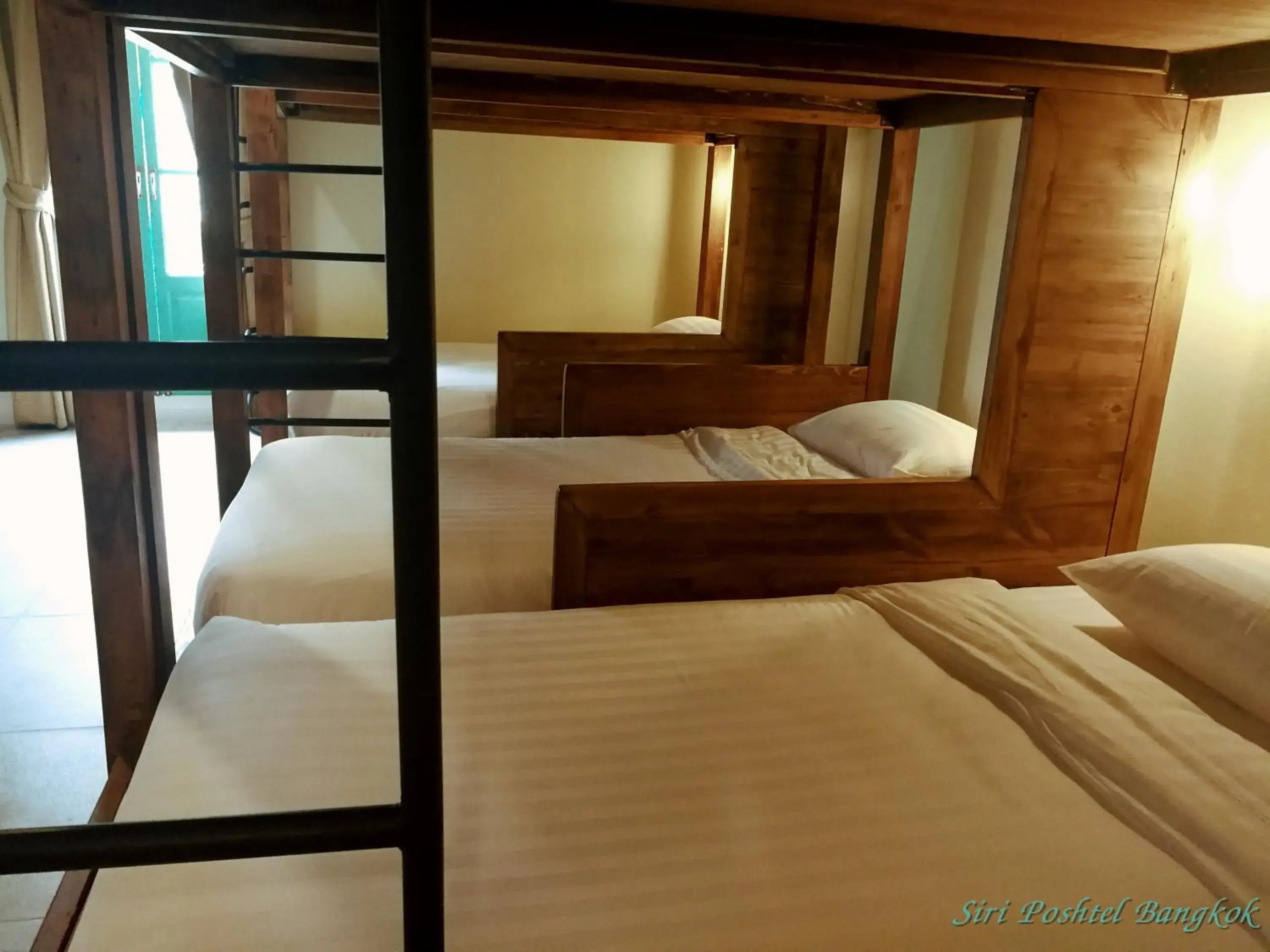 bunk bed, Bed in Siri Poshtel Bangkok (SHA Extra Plus)