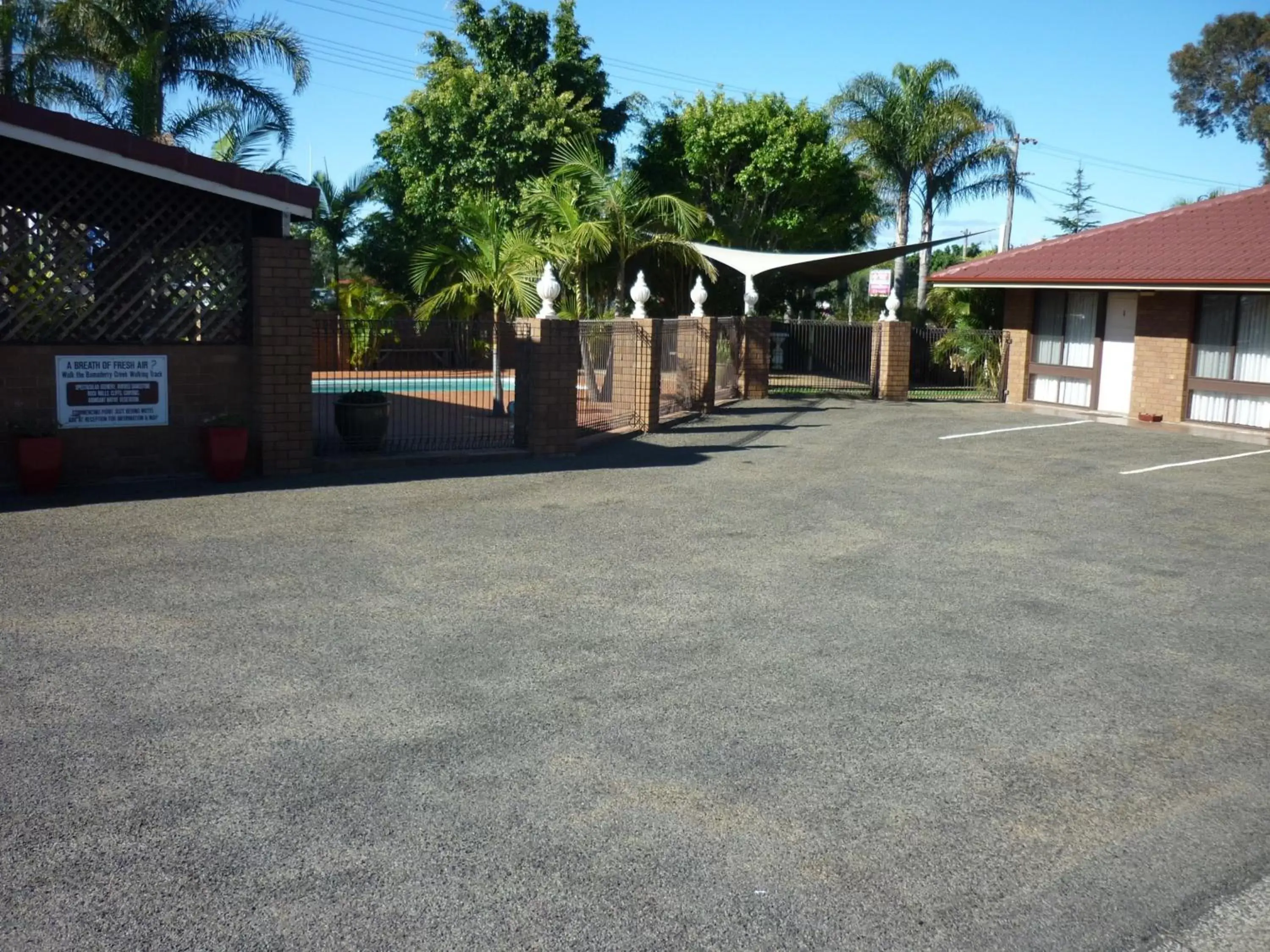 Property Building in Bomaderry Motor Inn
