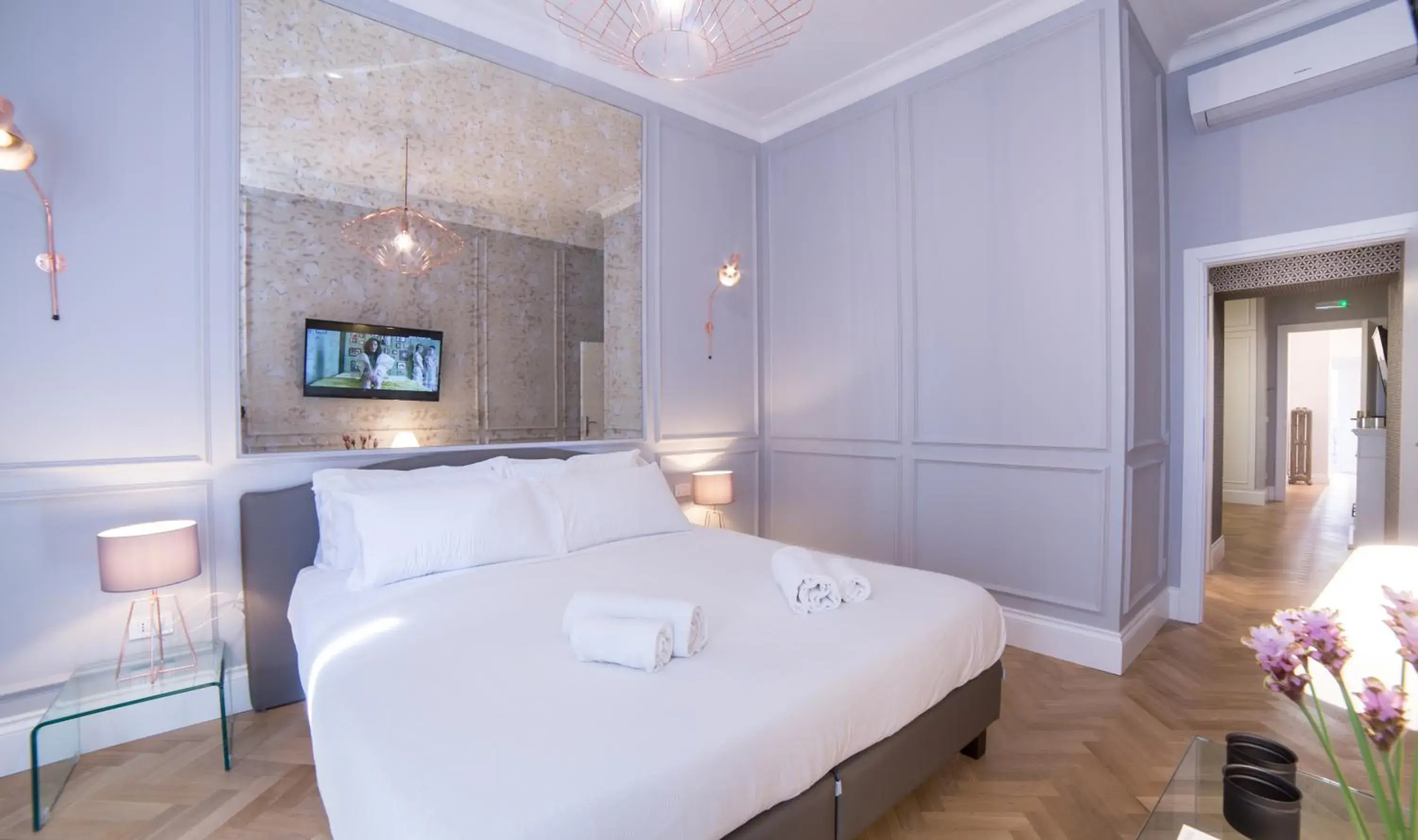 Bedroom, Bed in Grand Master Suite