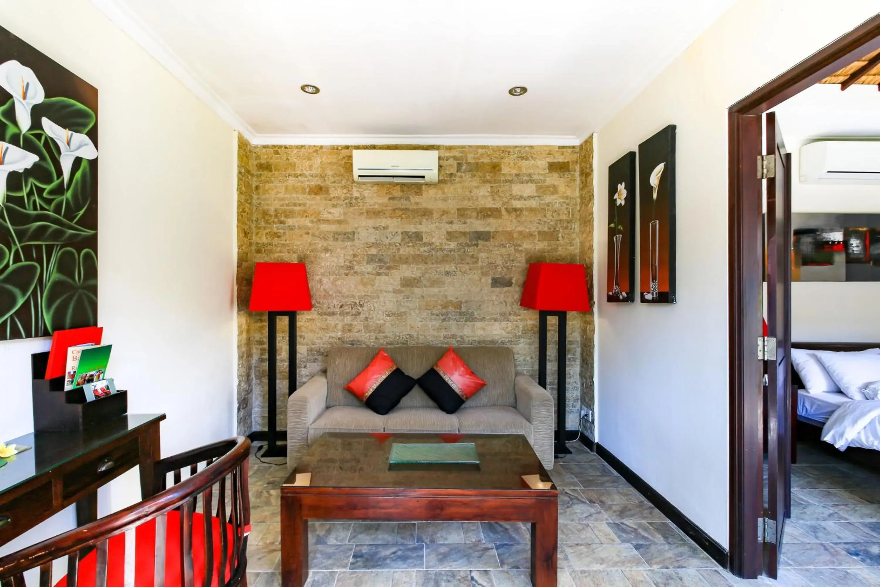 Living room, Seating Area in Aleesha Villas and Suites