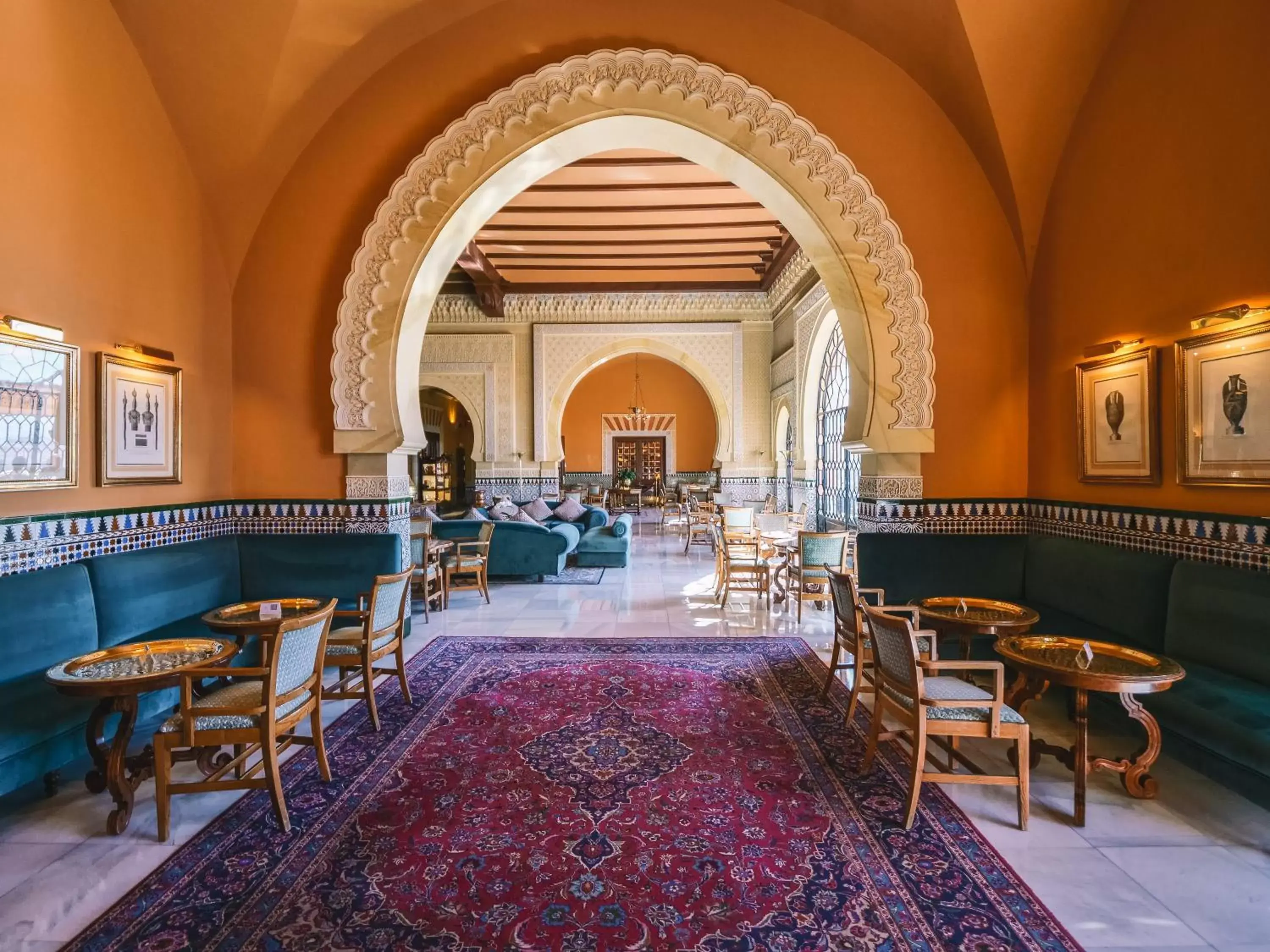 Lobby or reception, Swimming Pool in Alhambra Palace Hotel