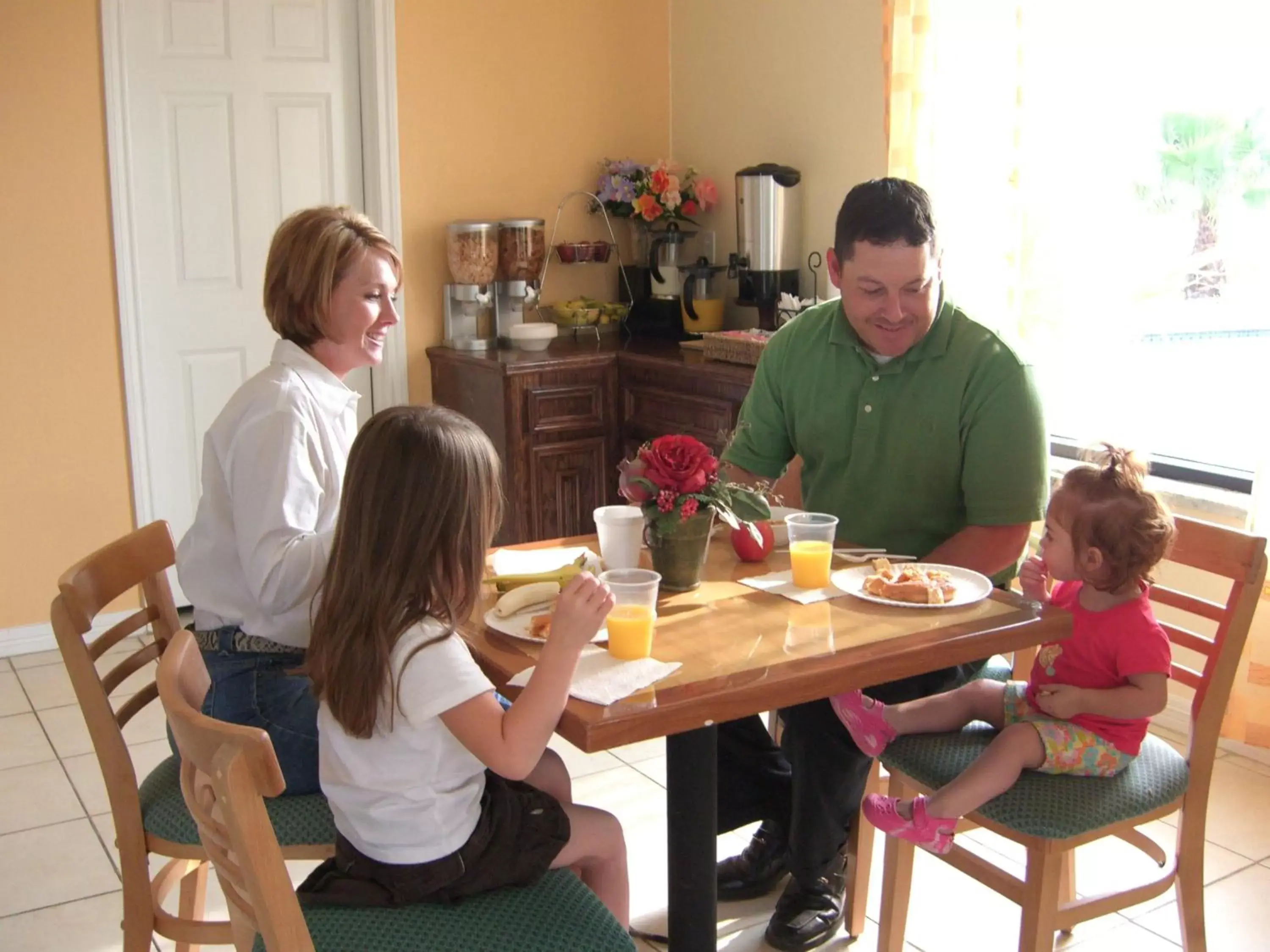 Restaurant/places to eat in Americas Best Value Inn & Suites Waller/Prairie View Restaurant/places to eat in Americas Best Value Inn & Suites Waller/Prairie View