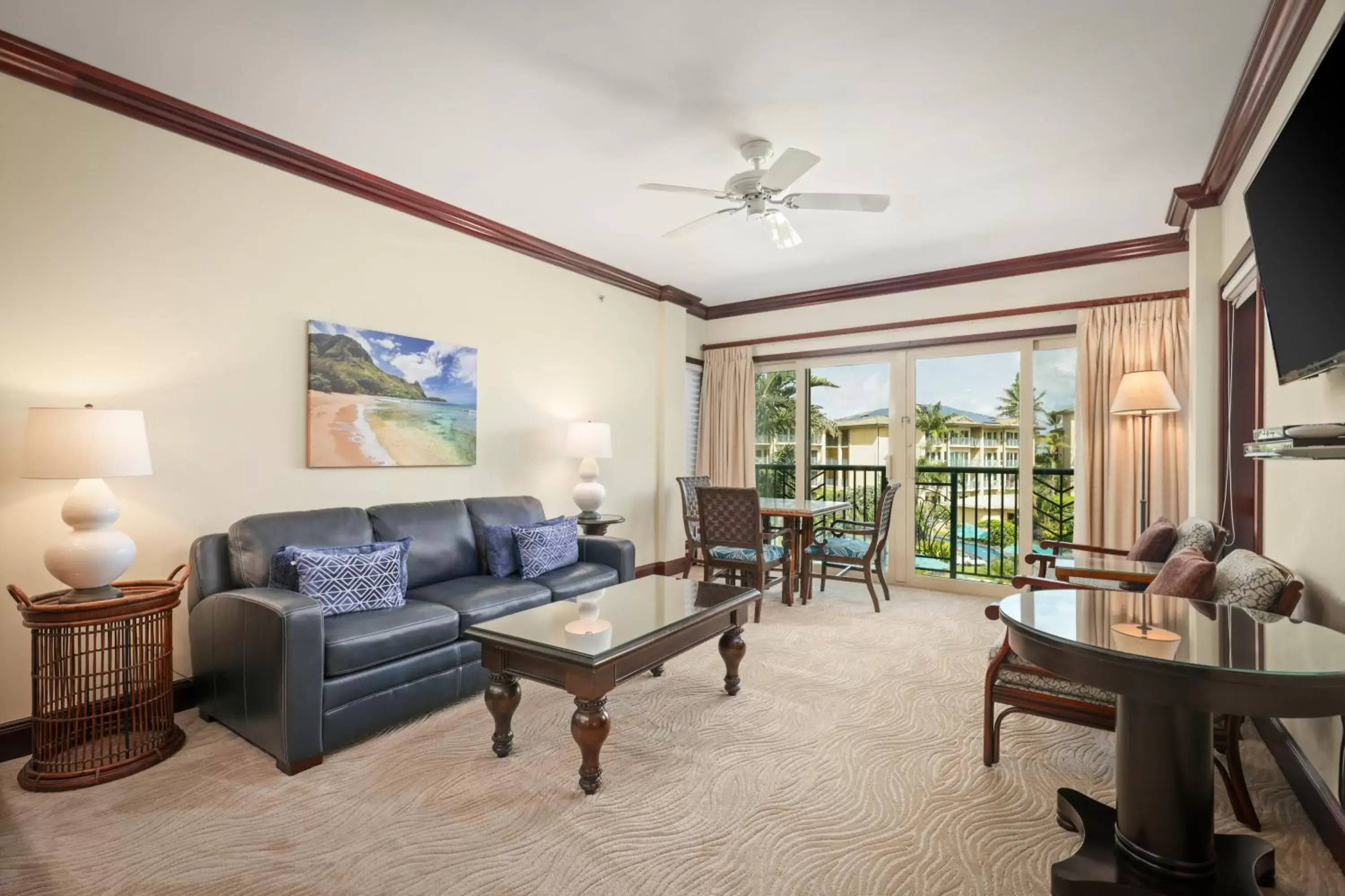 Living room, Seating Area in Waipouli Beach Resort & Spa Kauai By Outrigger