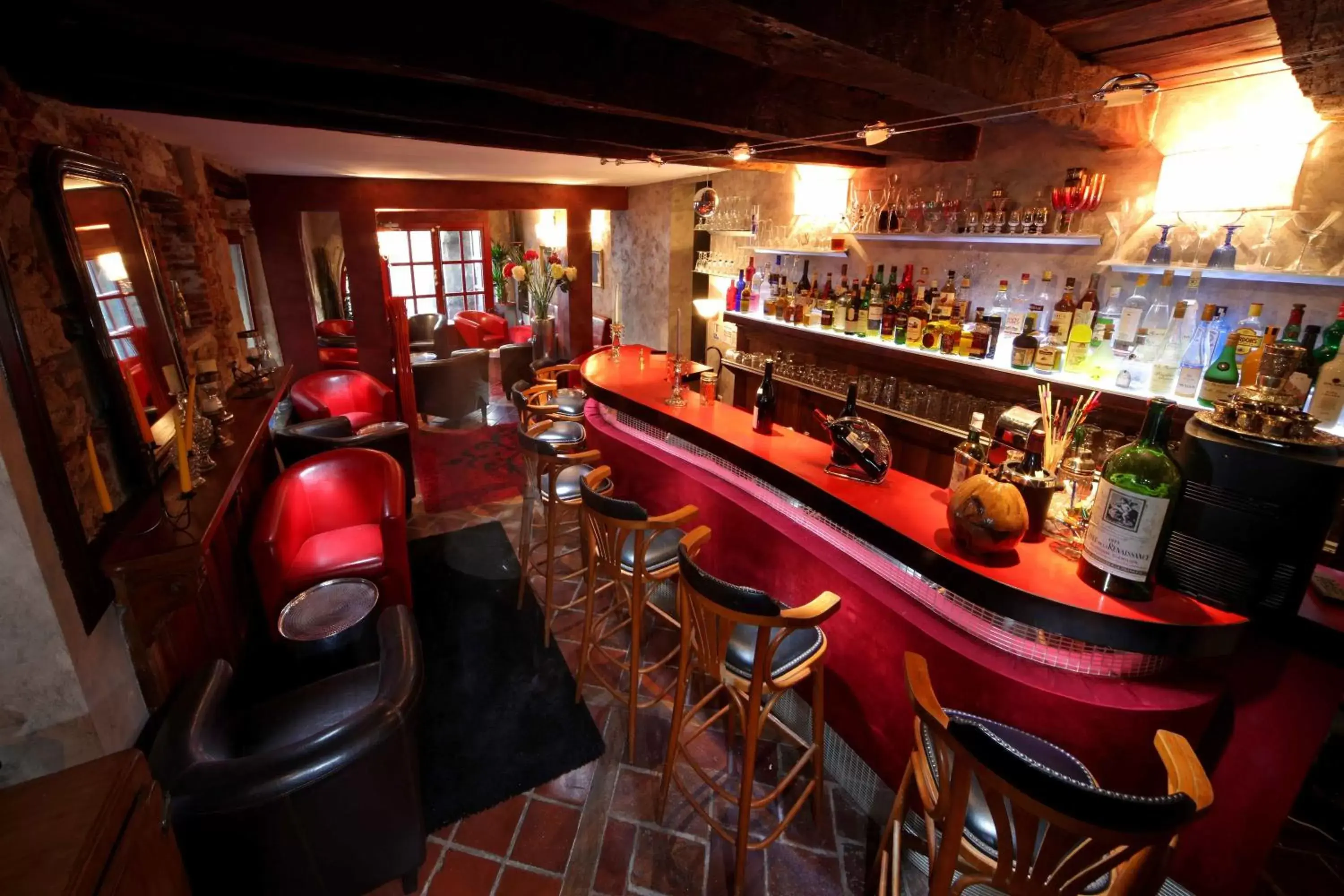 Lounge or bar, Restaurant/Places to Eat in Hôtel Renaissance