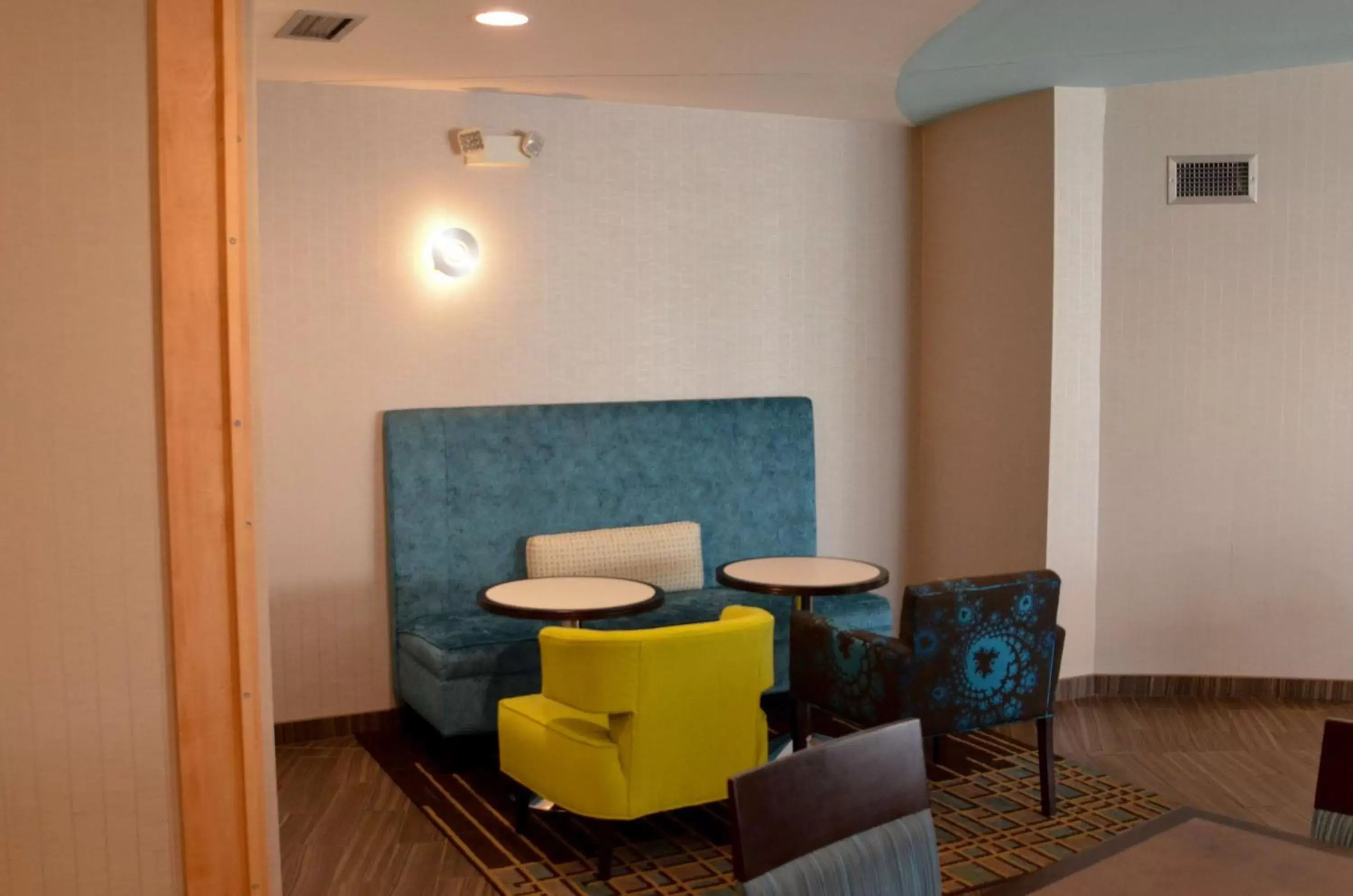 Lobby or reception, Seating Area in Hampton Inn Perry