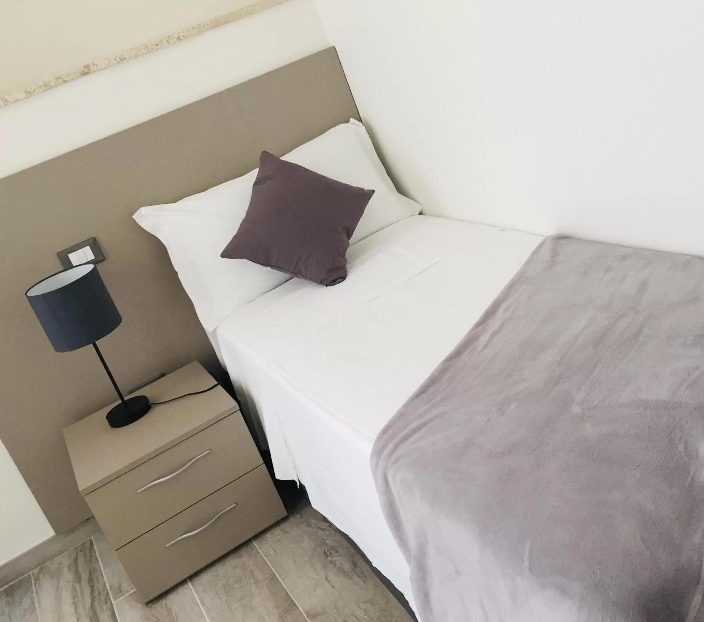 Photo of the whole room, Bed in Regia Hotel