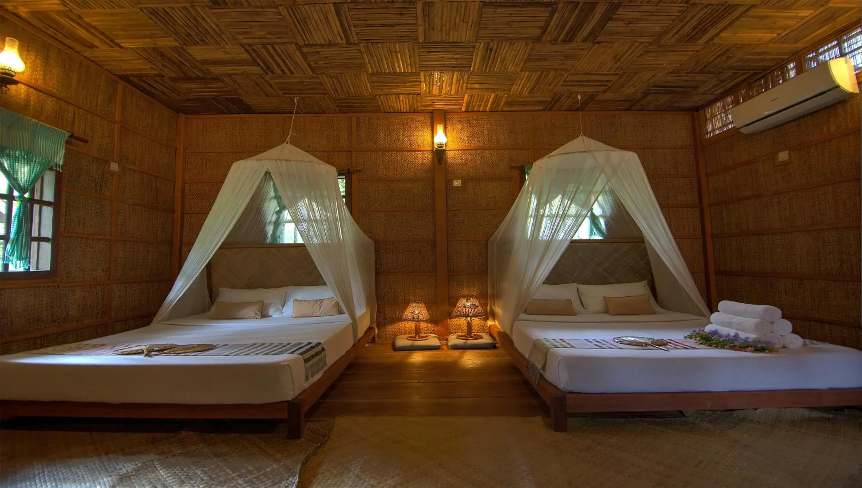 Bedroom, Bed in Palm Village Resort & Spa