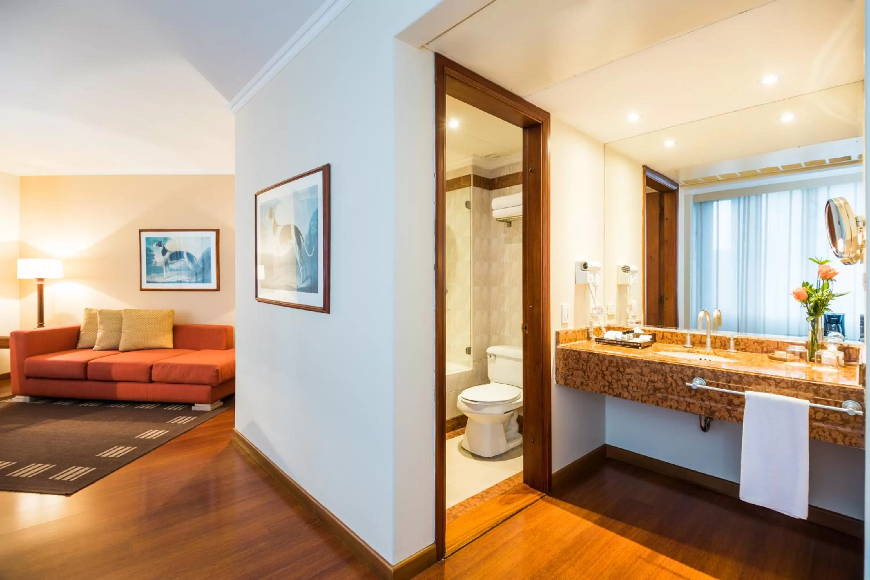 Bathroom in Cosmos 100 Hotel & Centro de Convenciones - Hoteles Cosmos