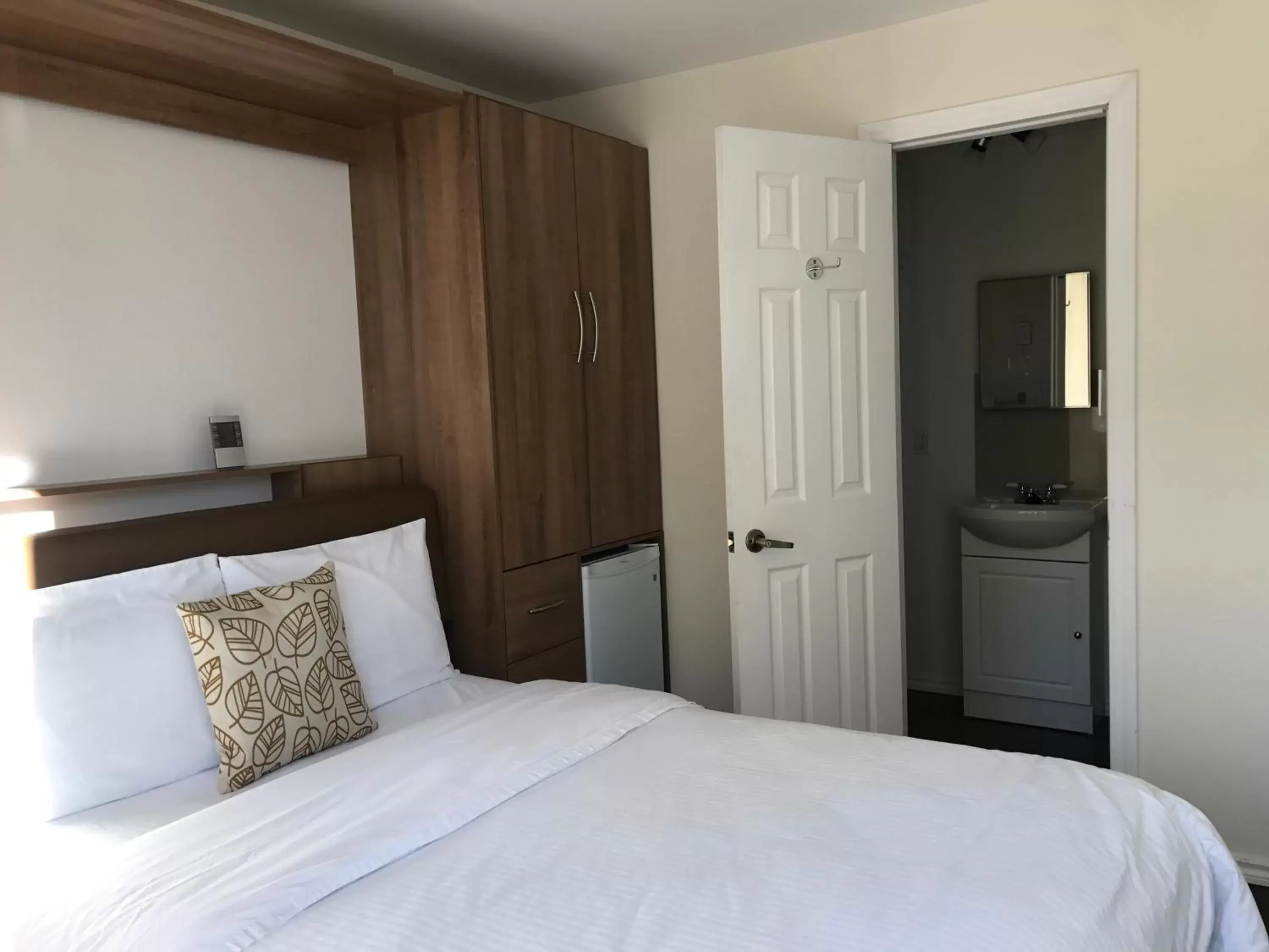 Standard Double Room in Objectif Santé Standard Double Room in Objectif Santé