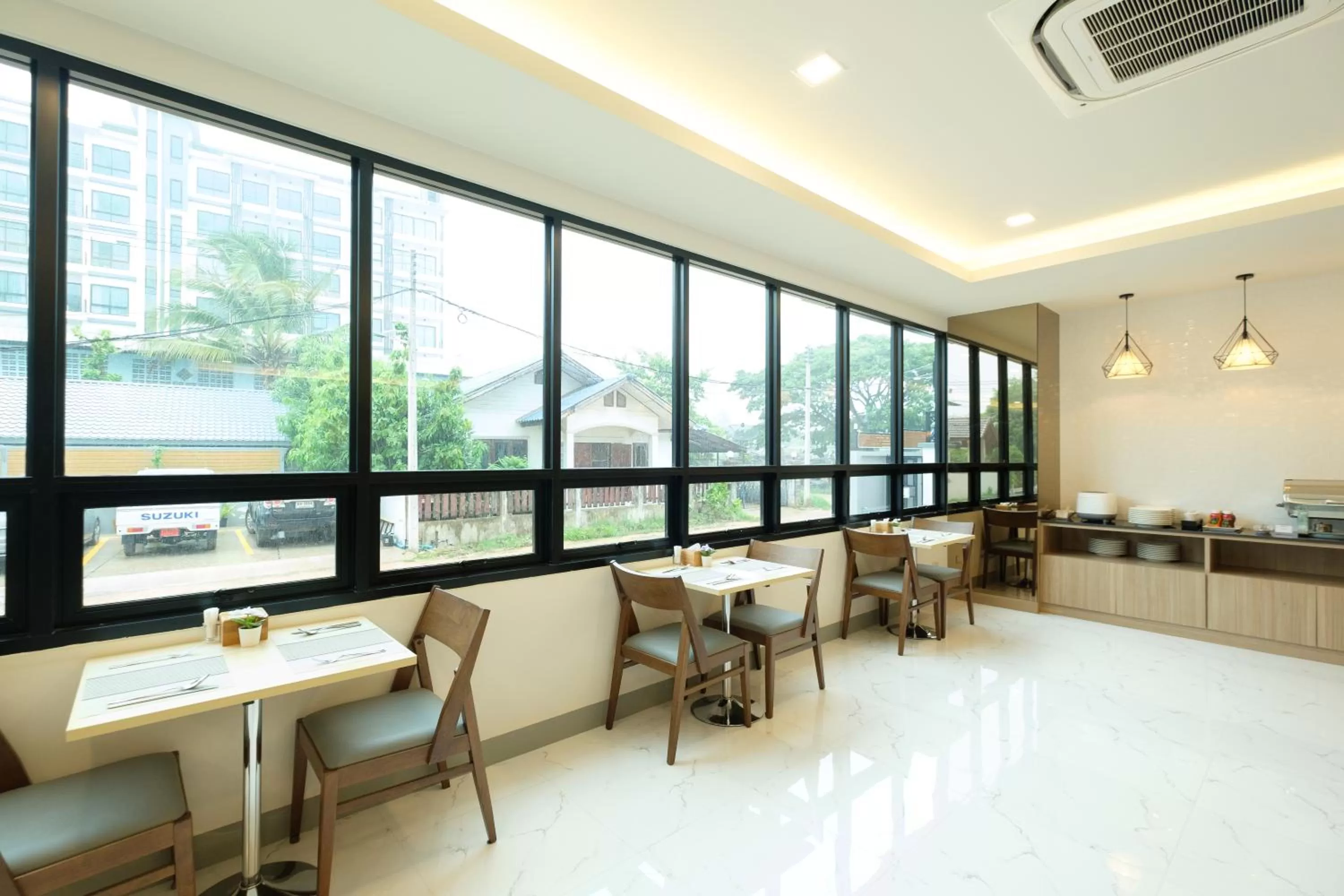 Breakfast, Restaurant/Places to Eat in Monte Maesot hotel