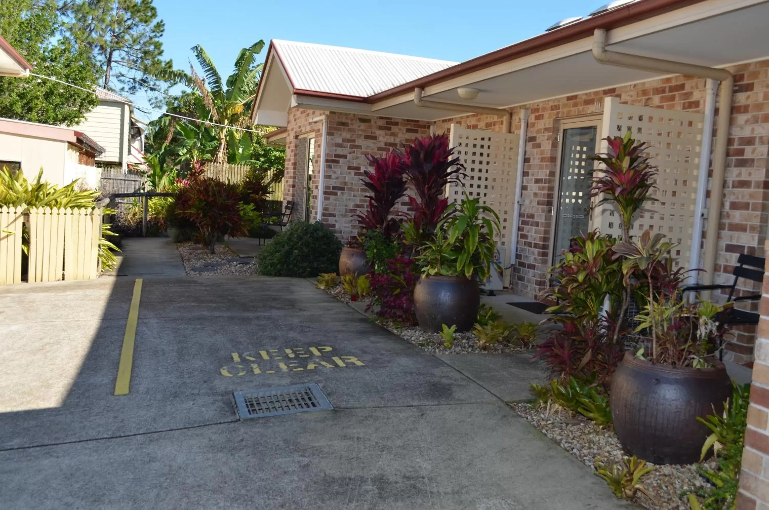 Property building in Redland Bay Motel