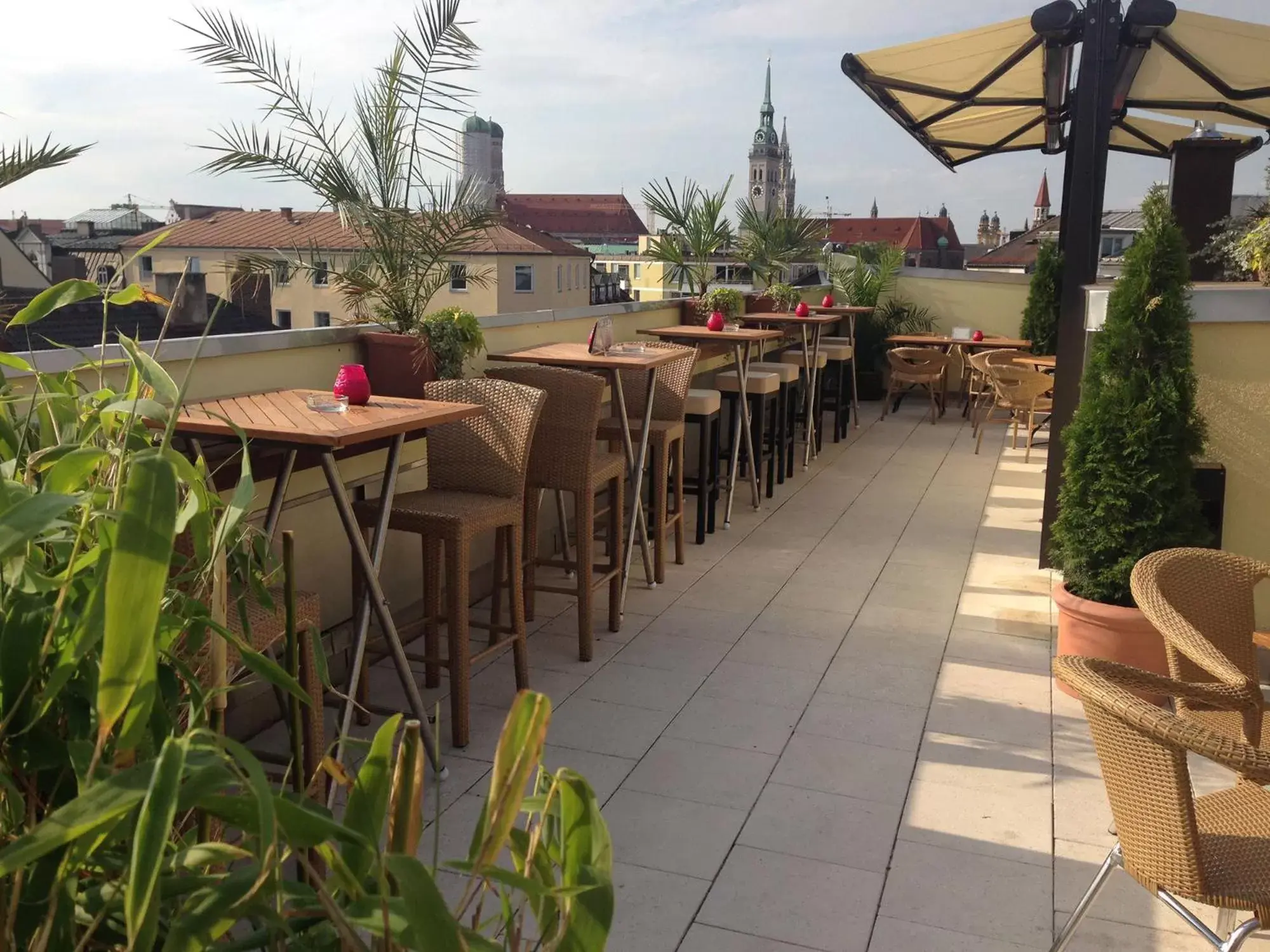 Balcony/Terrace, Restaurant/Places to Eat in Hotel Deutsche Eiche