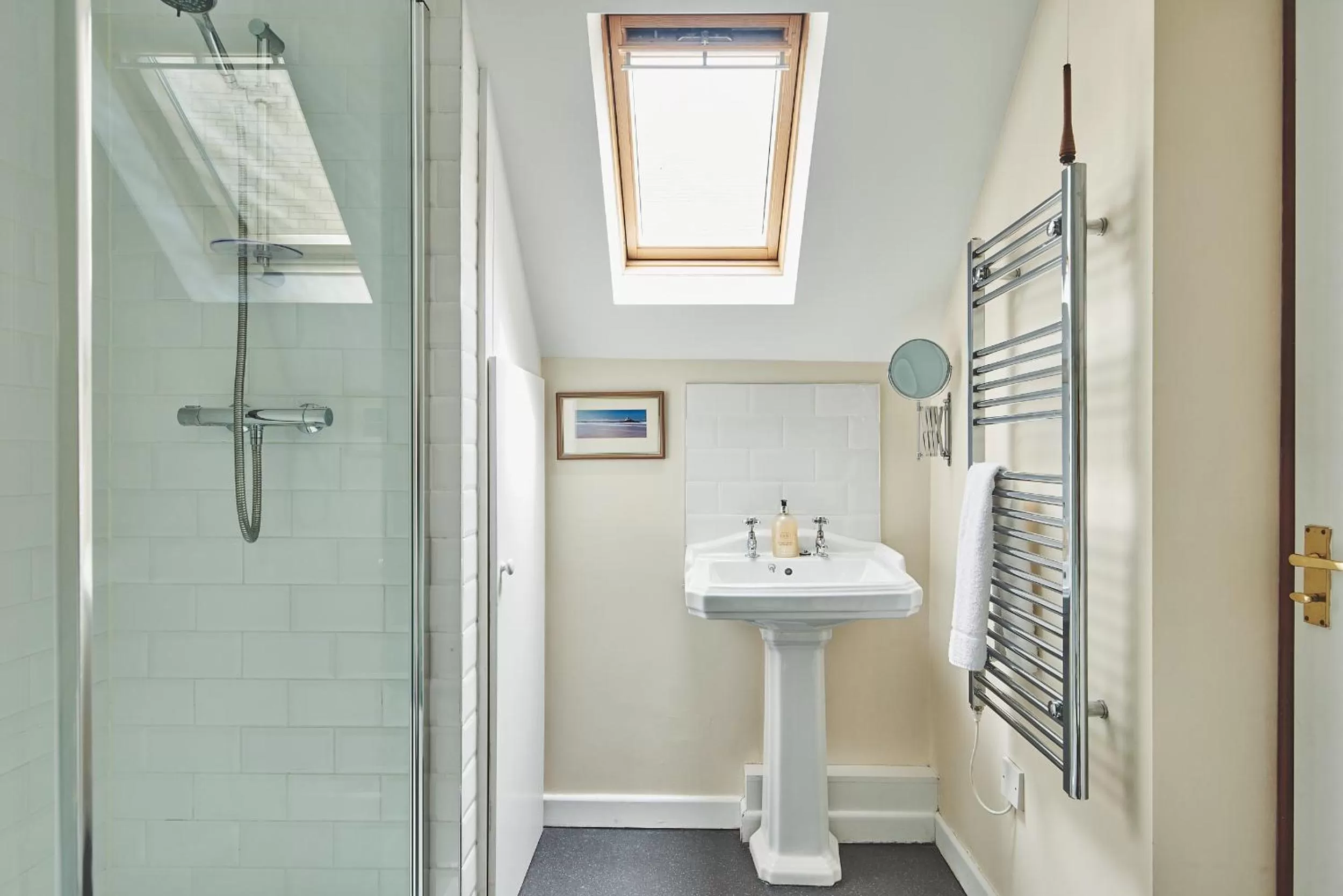 Shower in The Lansdowne Guest House