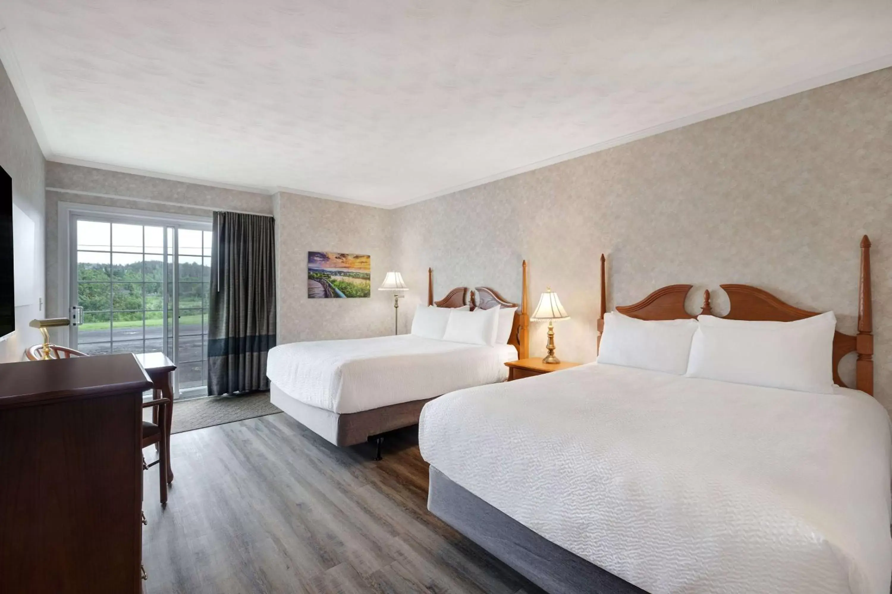 Photo of the whole room, Bed in Days Inn by Wyndham Edmundston