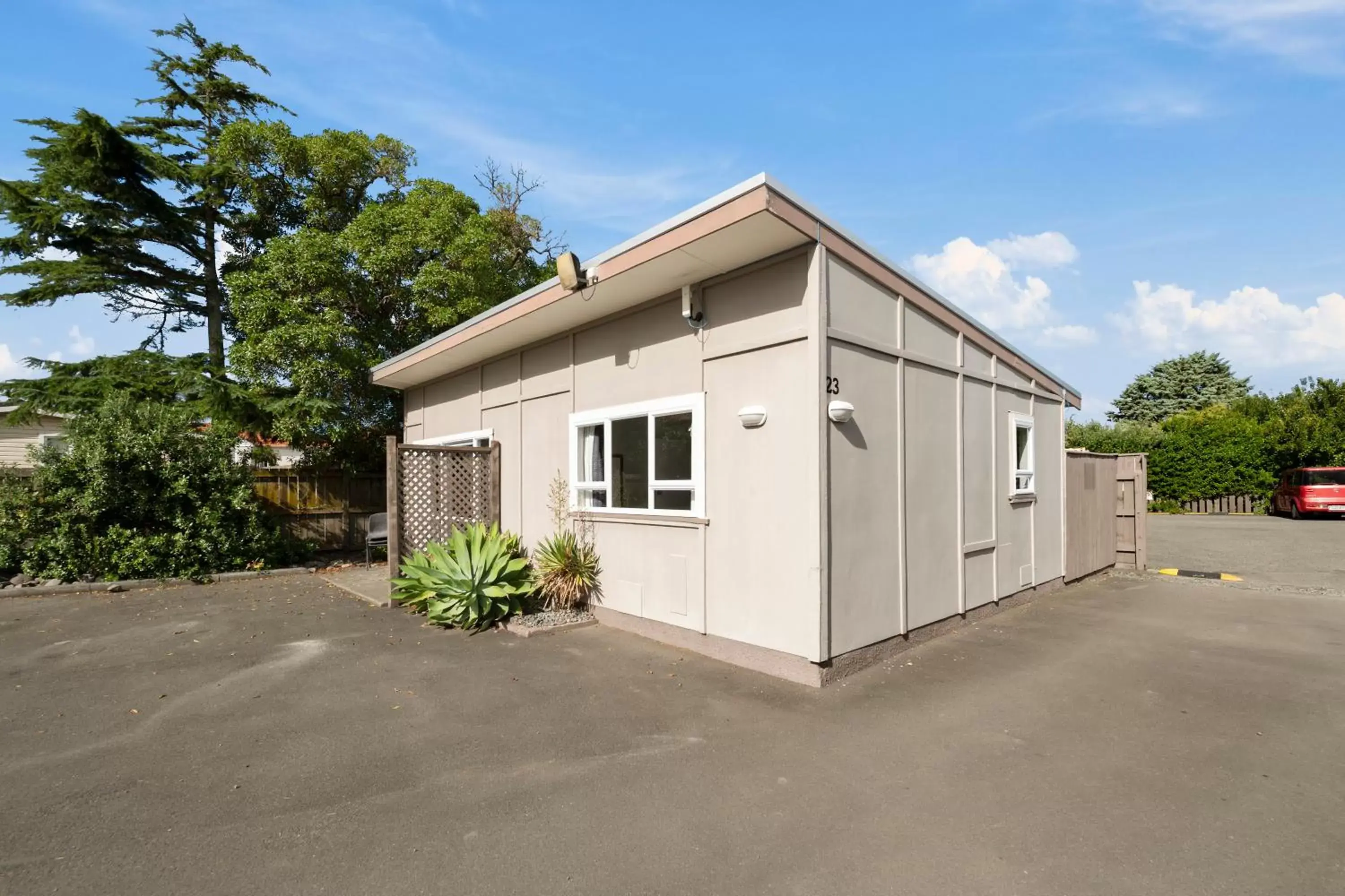 Property Building in Comfort Inn Westshore Beach