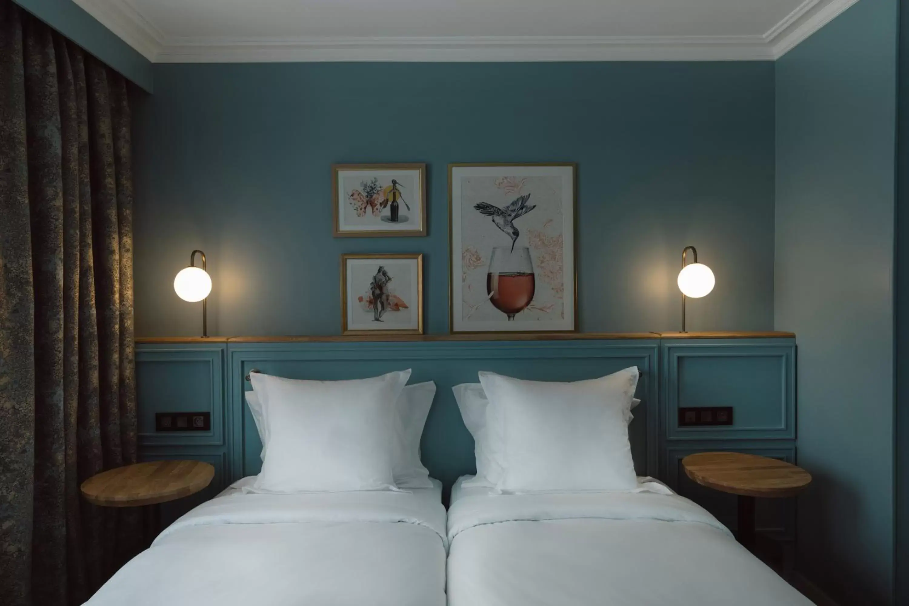 Food, Bed in XO Hotel Paris Food, Bed in XO Hotel Paris