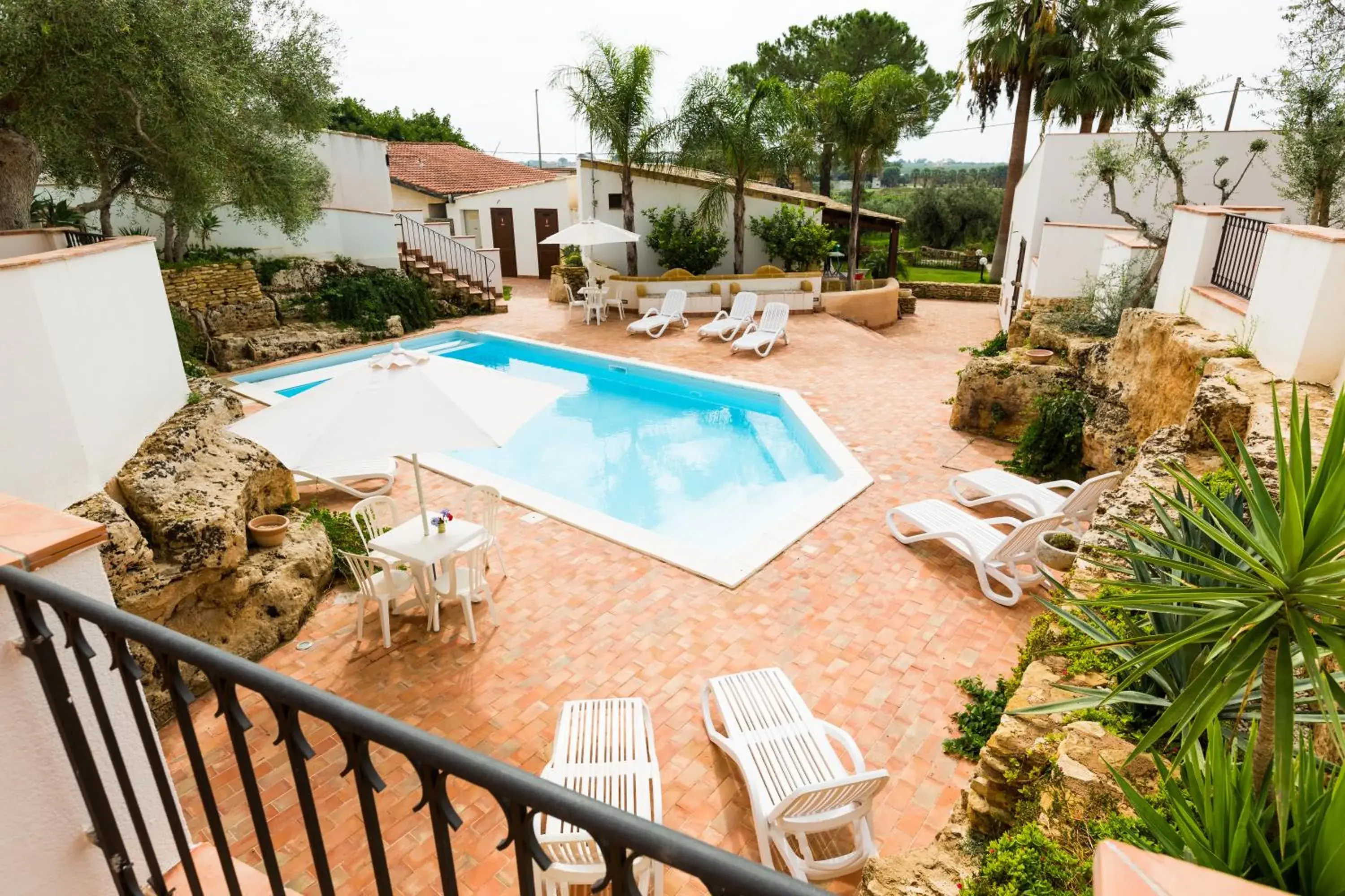 Balcony/Terrace, Pool View in Case Di Latomie