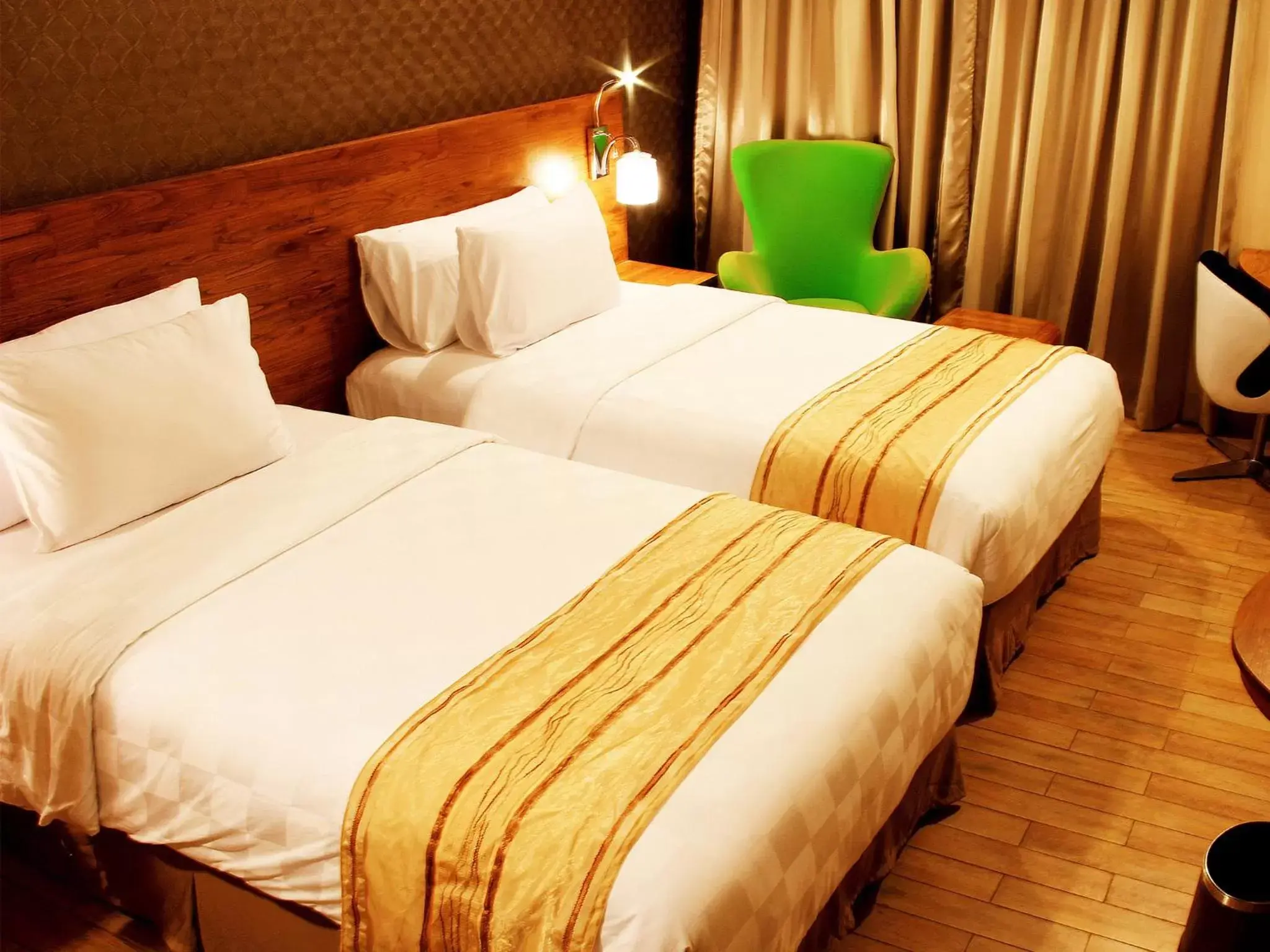 Bed in Hariston Hotel&Suites, Pluit - Jakarta