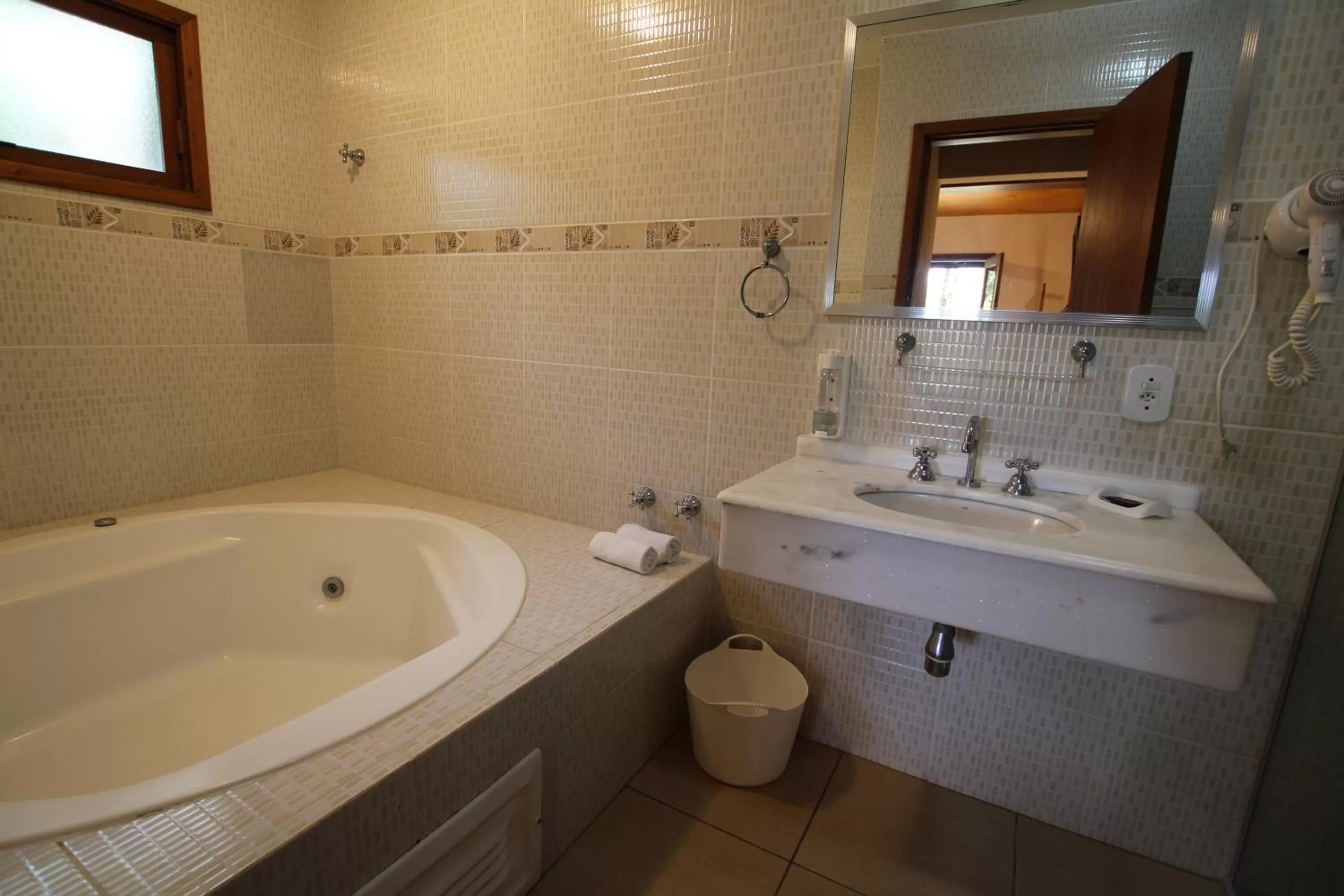 Hot Tub in Pousada Aguia da Montanha