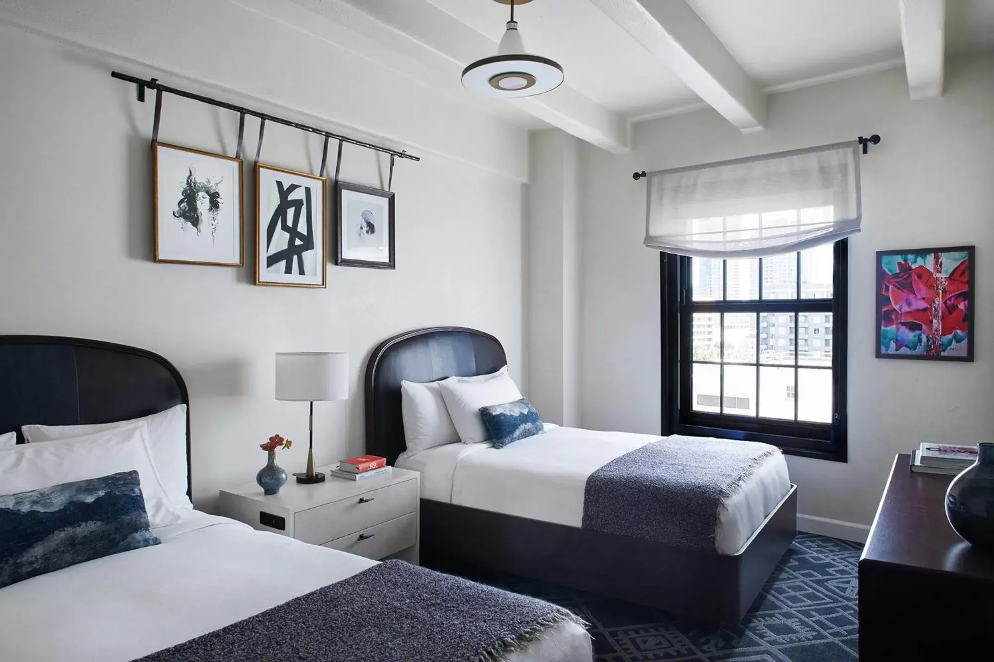 Bed in Hotel Figueroa, Unbound Collection by Hyatt