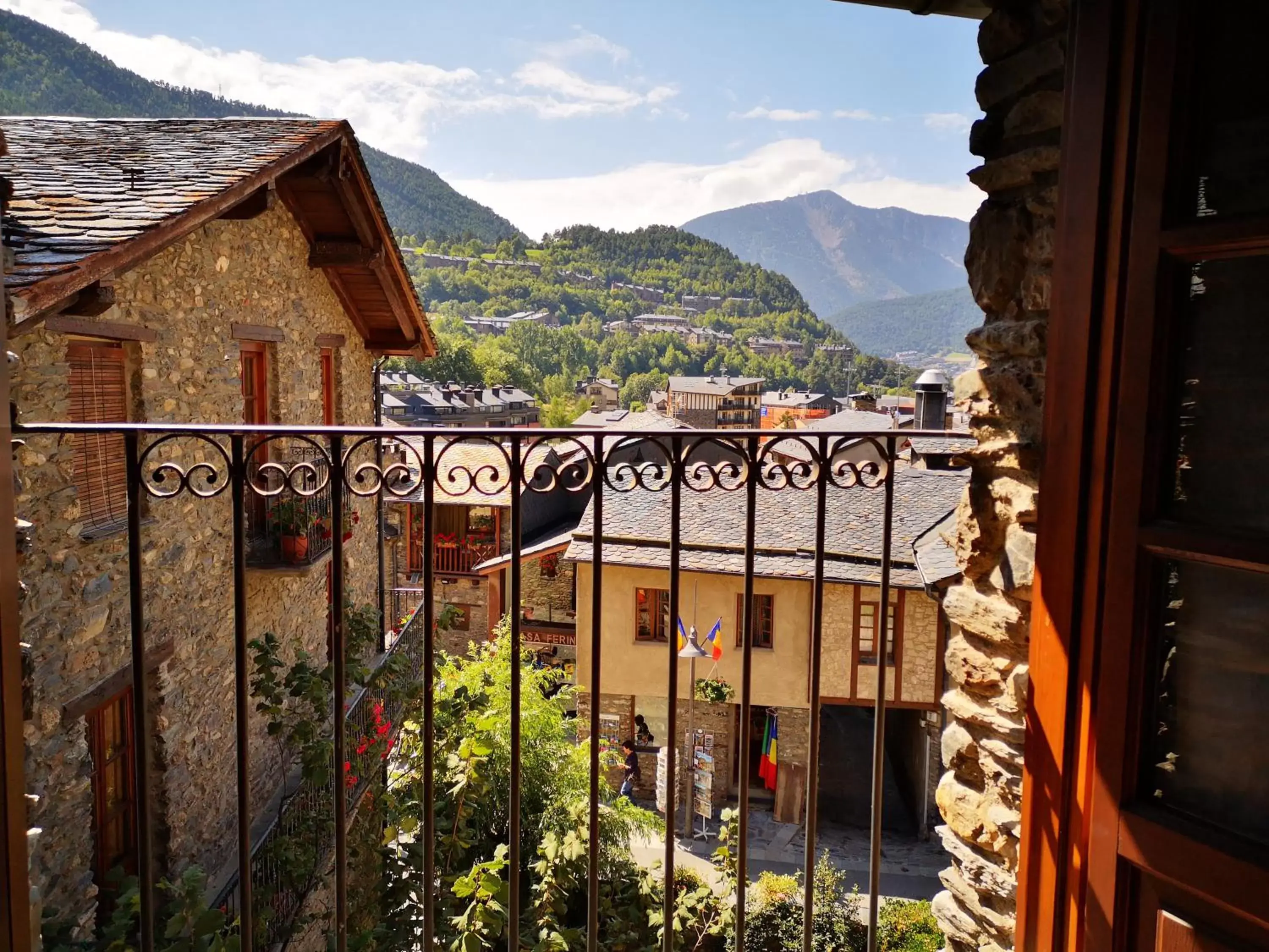 Bedroom, Mountain View in Hotel Santa Bàrbara De La Vall D'ordino