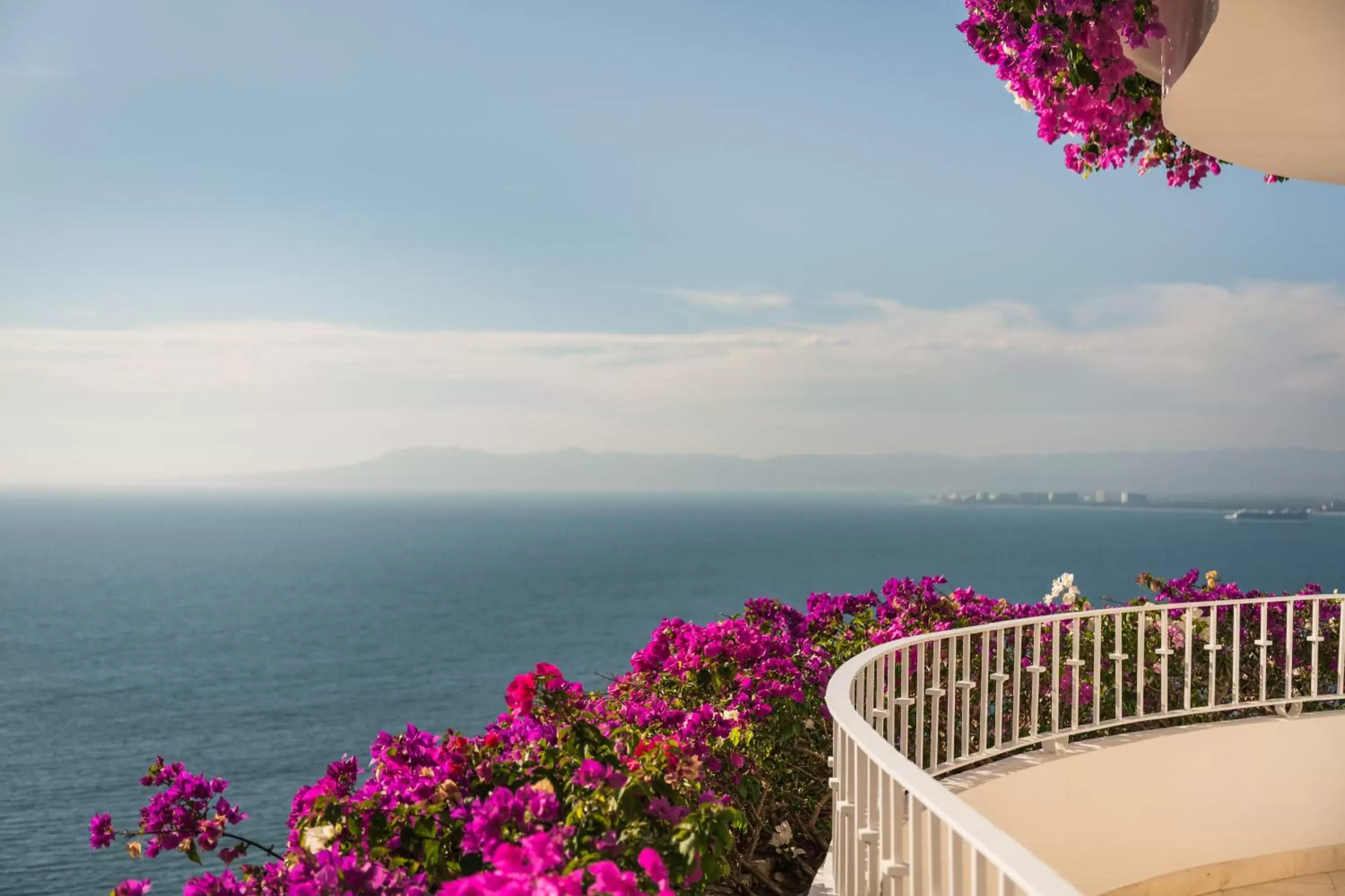 Balcony/Terrace, Sea View in Grand Miramar All Luxury Suites & Residences