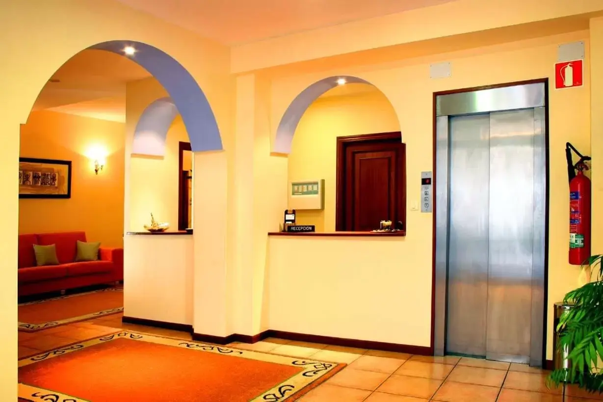 Lobby or reception, Lobby/Reception in Hotel Las Viñas